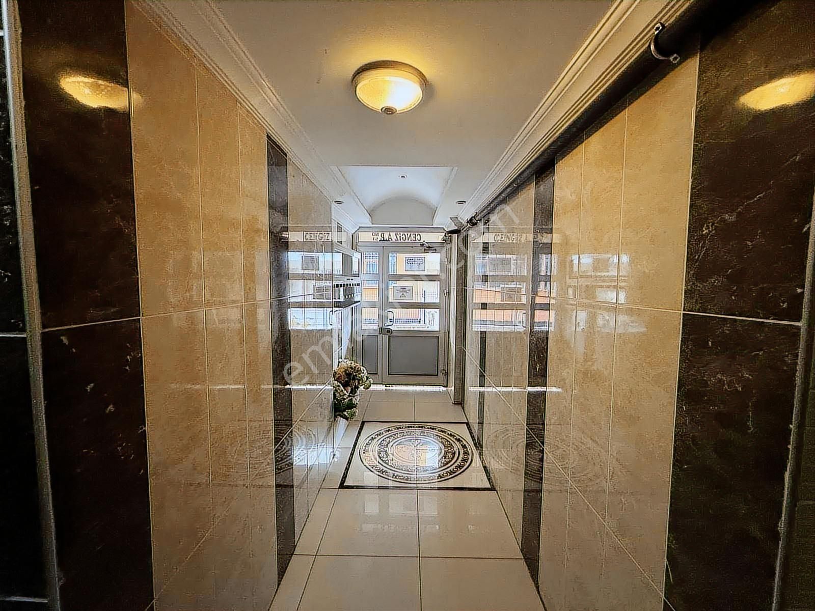 Orhan Gaziden Arakat Asansörlü Aydınlıkevler 2+1 Sıfır Ayarında - Görsel 5