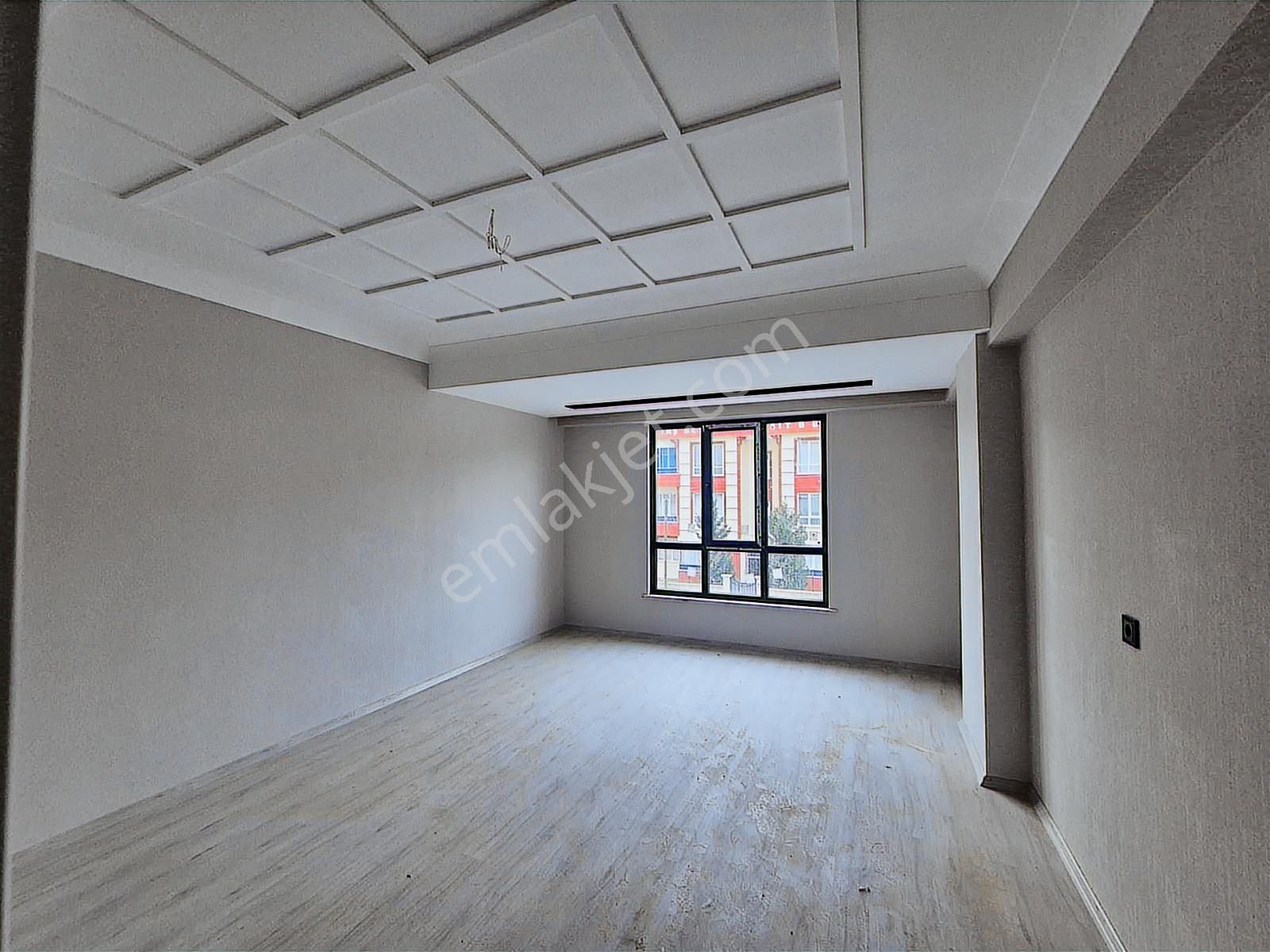 Orhan Gaziden Sıfır Arakat Asansörlü Siteiçi K.otoprklı 2+1daire - Görsel 11