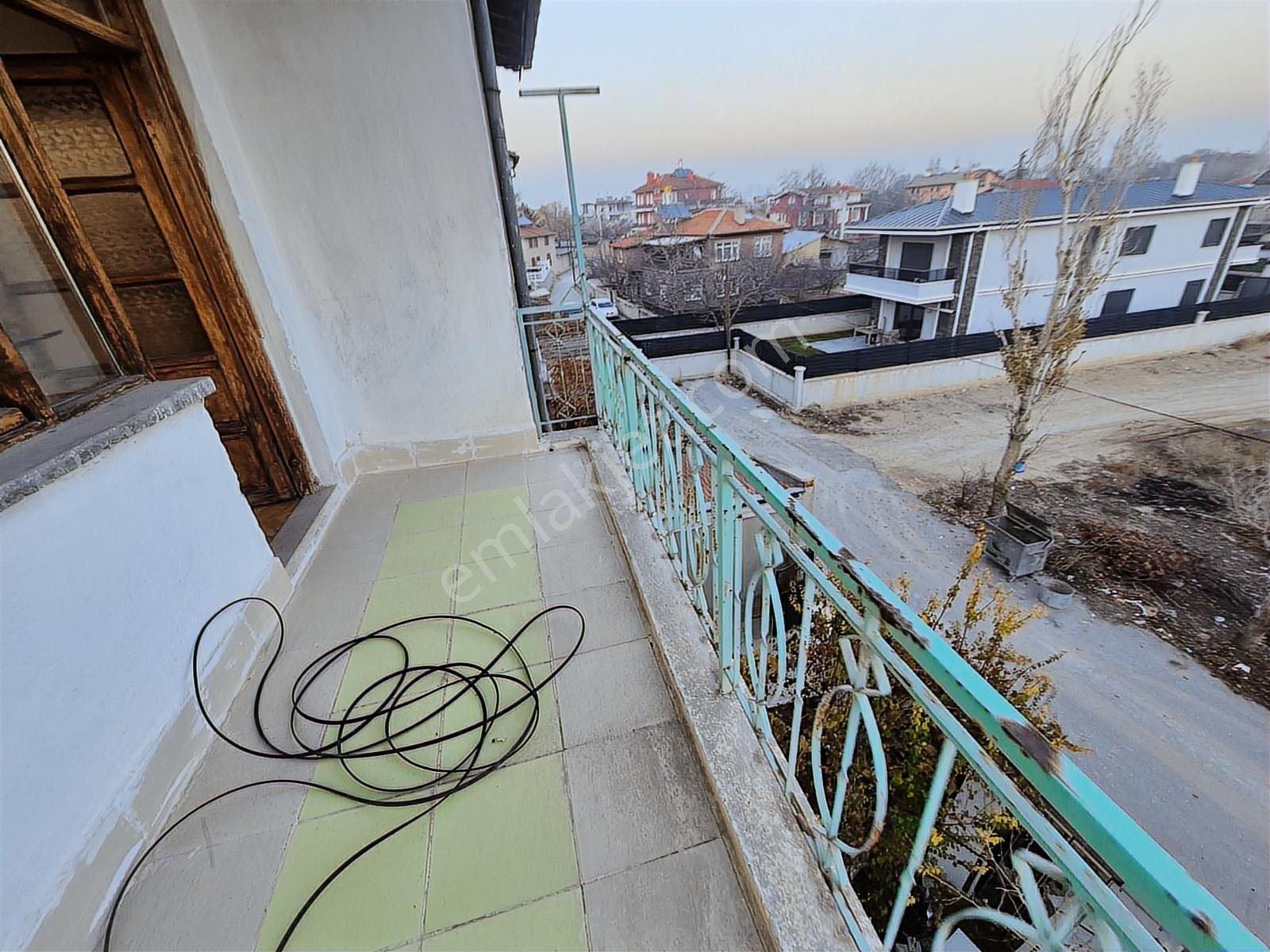 Kiralık 3+1 180 M² Dare Müstakıl Tarzı Lalebahçe Karakolu Yanı.. - Görsel 3