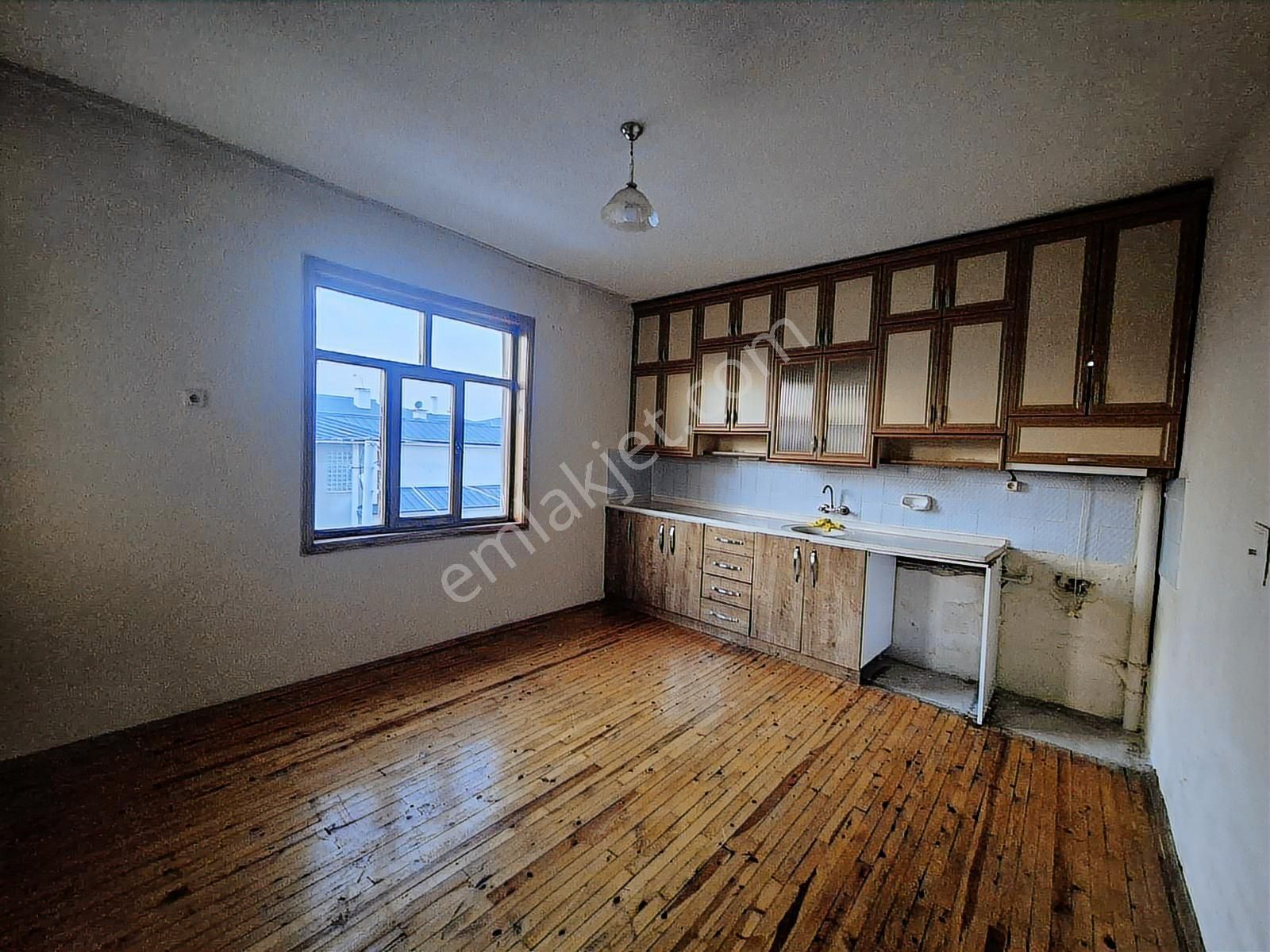 Kiralık 3+1 180 M² Dare Müstakıl Tarzı Lalebahçe Karakolu Yanı.. - Görsel 14