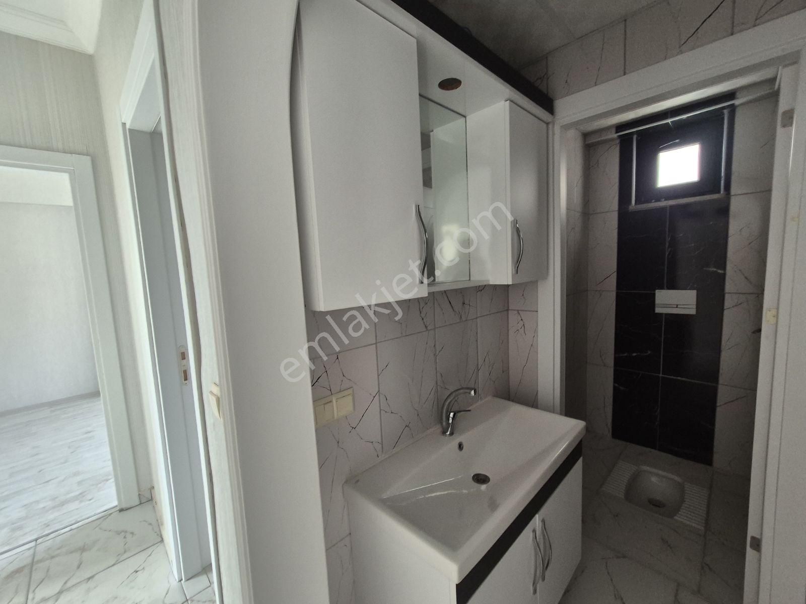 Kiralık Arakat Sıfır 3+1 Reale Yürümemesafesinde A.hamıt Cd Yanı - Görsel 18