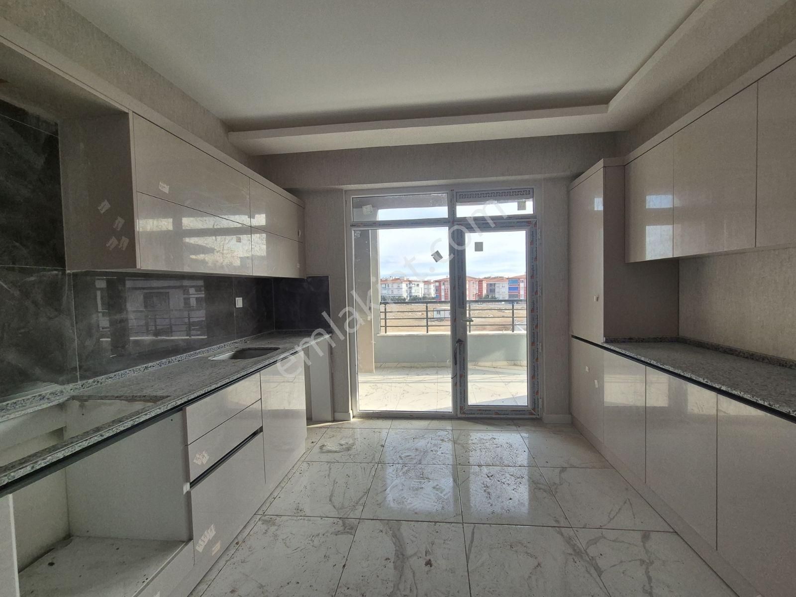 Orhangaziden Siteiçi Asansörlü Kapalıotoparklı 3+1sıfır Daireler - Görsel 20