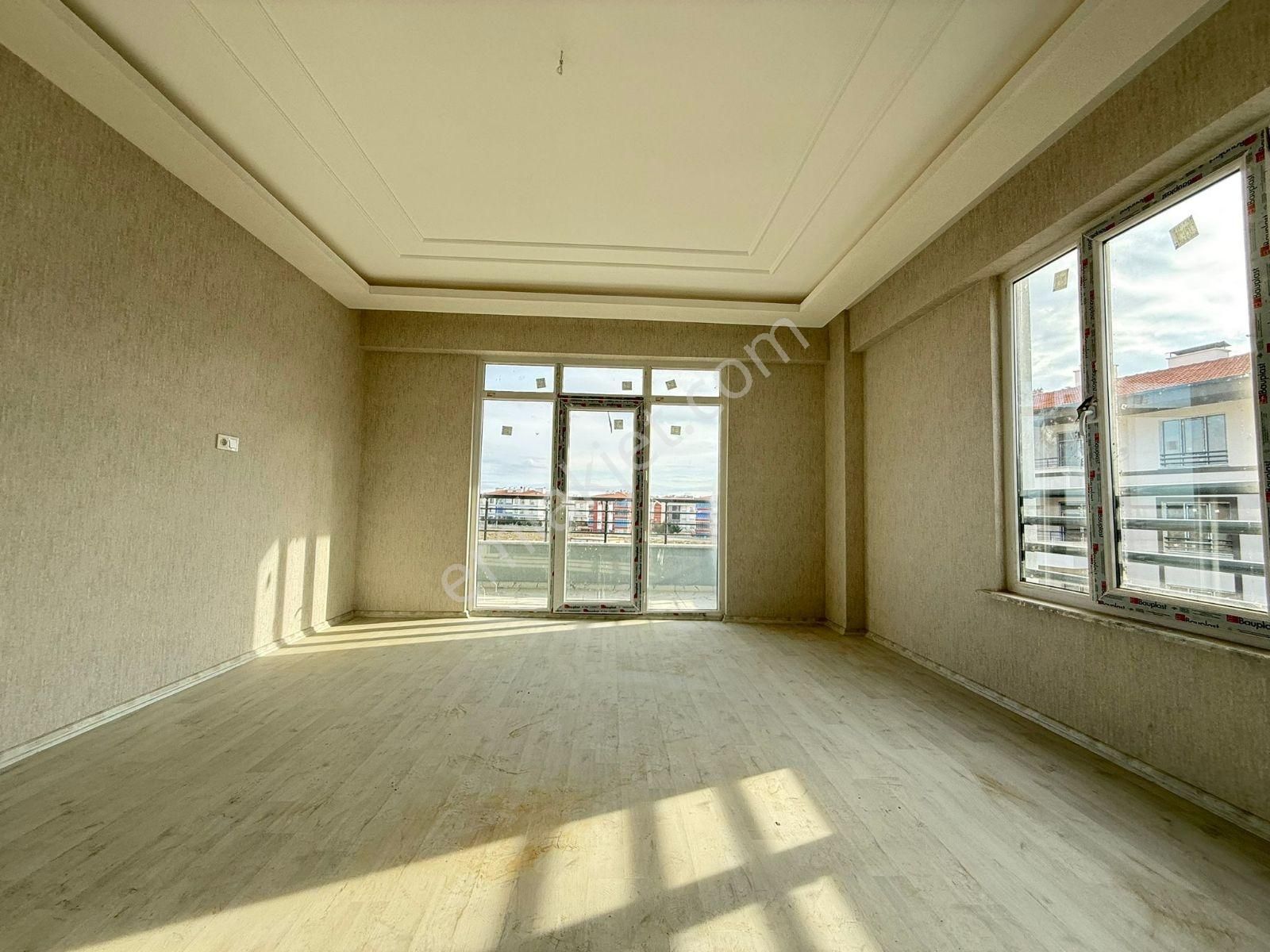 Orhangaziden Siteiçi Asansörlü Kapalıotoparklı 3+1sıfır Daireler - Görsel 5