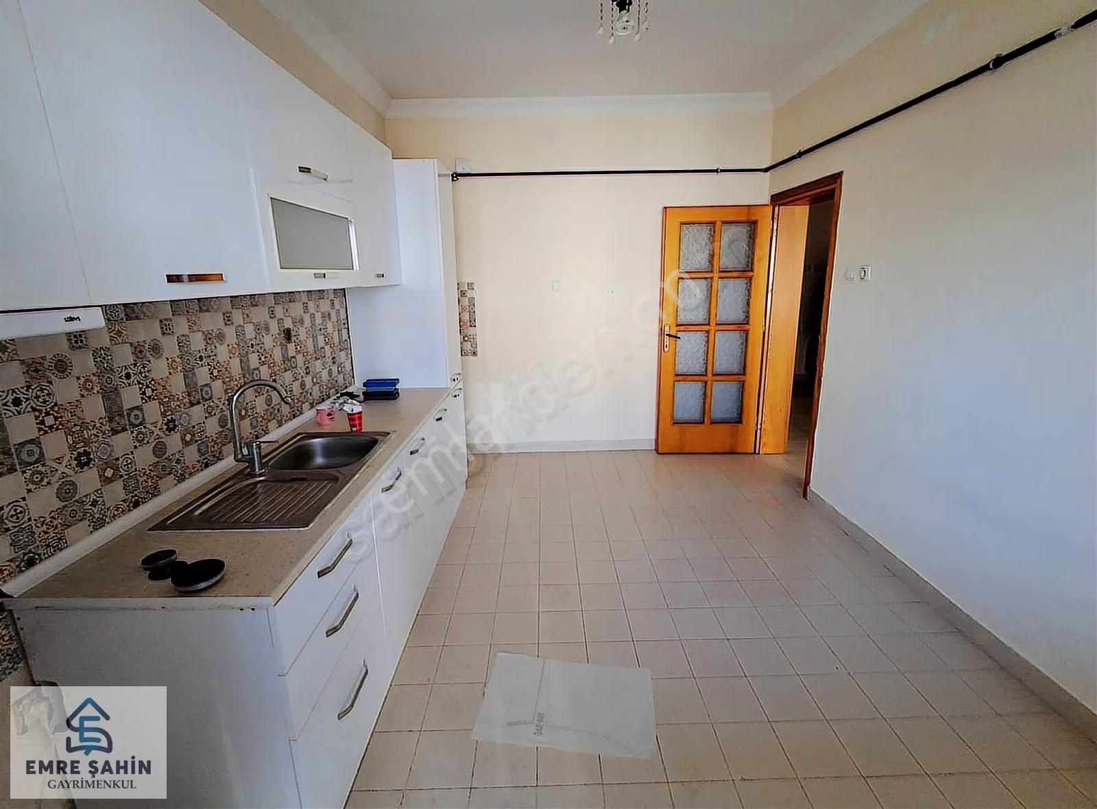 İsmail Kaya Cad. Üzeri Geniş Kiralık 3+1 Arakat Daire - Görsel 3