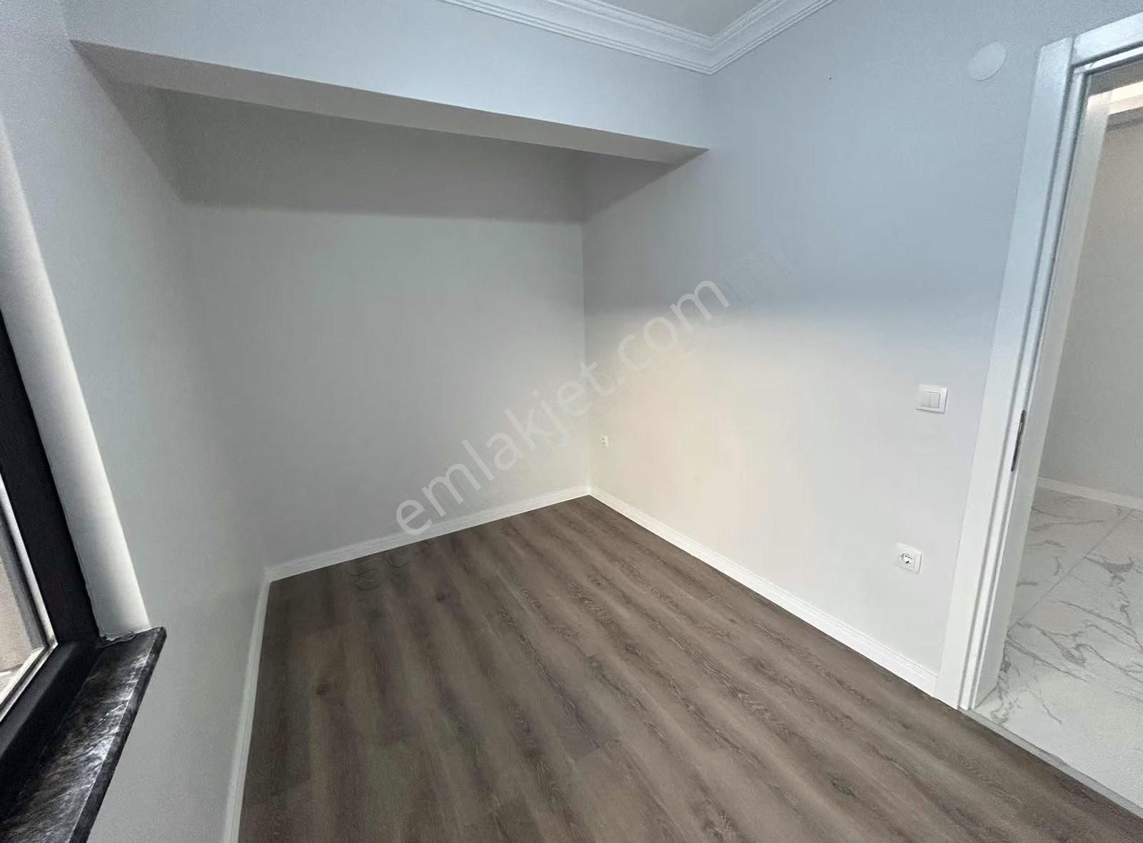 Sakarya Tepekum Mahallesinde Merkezi Konumda Sıfır 4+1 Müstakil - Görsel 14