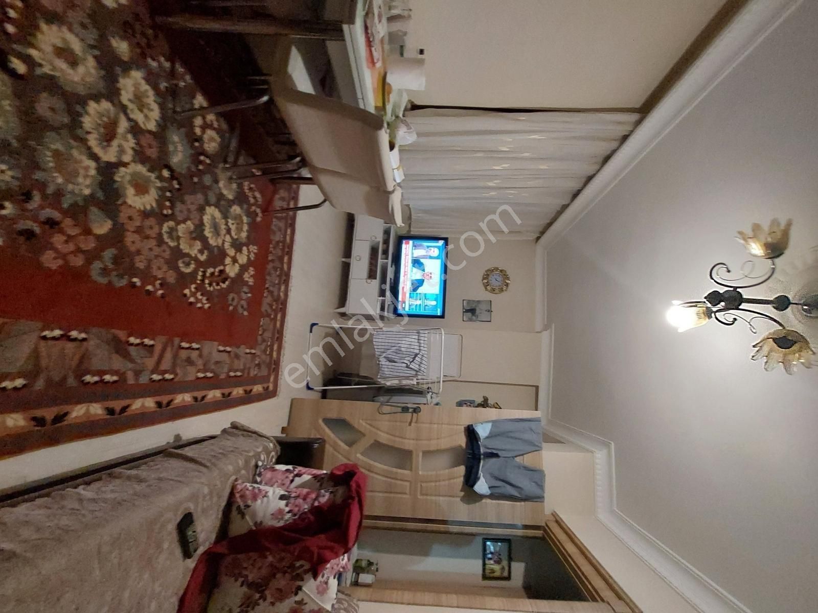 Eyüpsultan Emniyettepede Satılık 1+1 Daire - Görsel 3