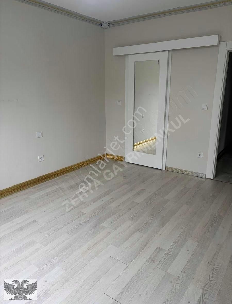 Yorulmaz Saraylarında 3.1