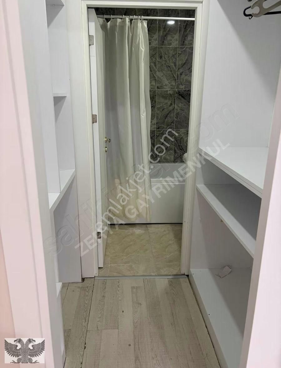 Yorulmaz Saraylarında 3.1 - Görsel 4