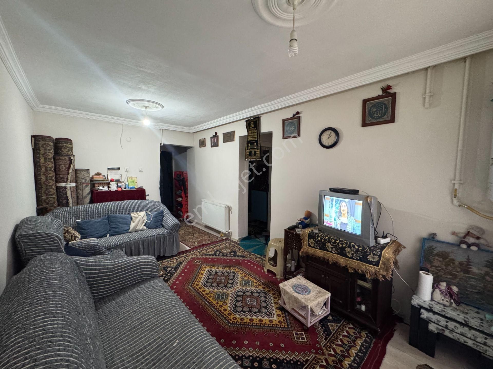 Turyap' Tan Fatih Kariye Camii' Ne Komşu Giriş Kat Satılık Daire - Görsel 3