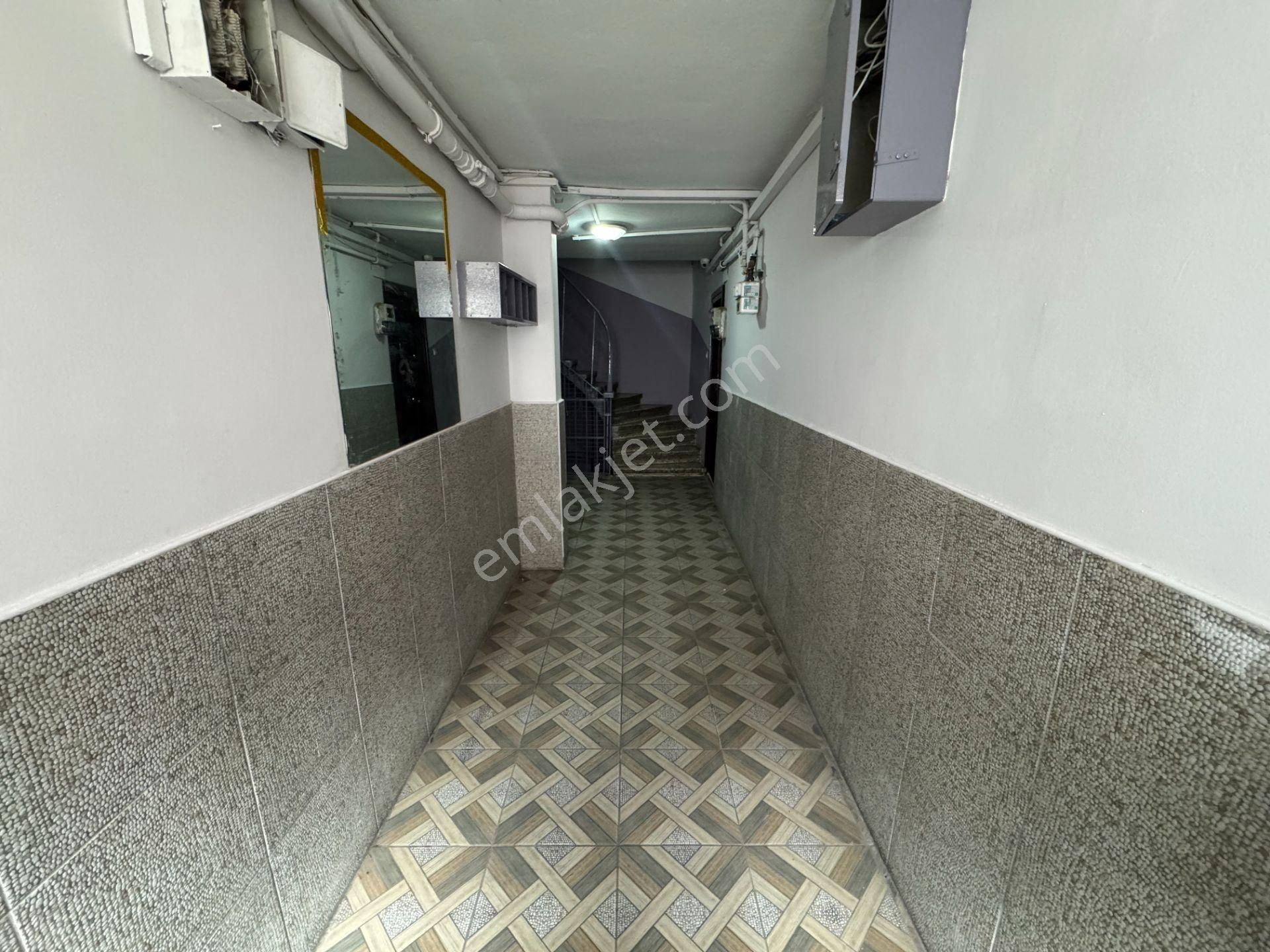 Turyap' Tan Fatih Kariye Camii' Ne Komşu Giriş Kat Satılık Daire - Görsel 12