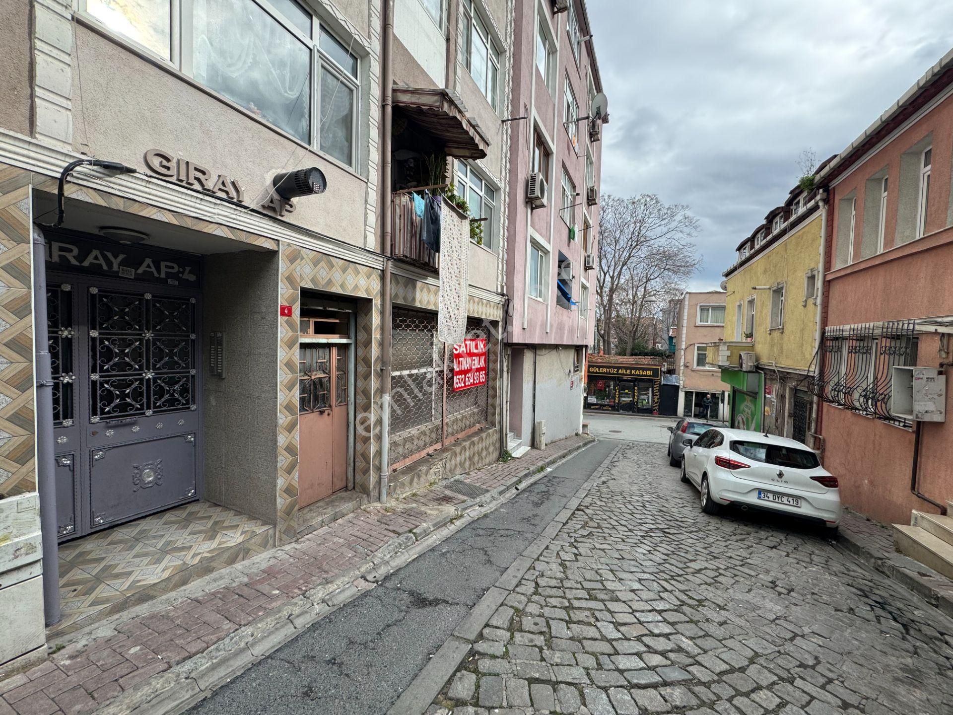 Turyap' Tan Fatih Kariye Camii' Ne Komşu Giriş Kat Satılık Daire - Görsel 10