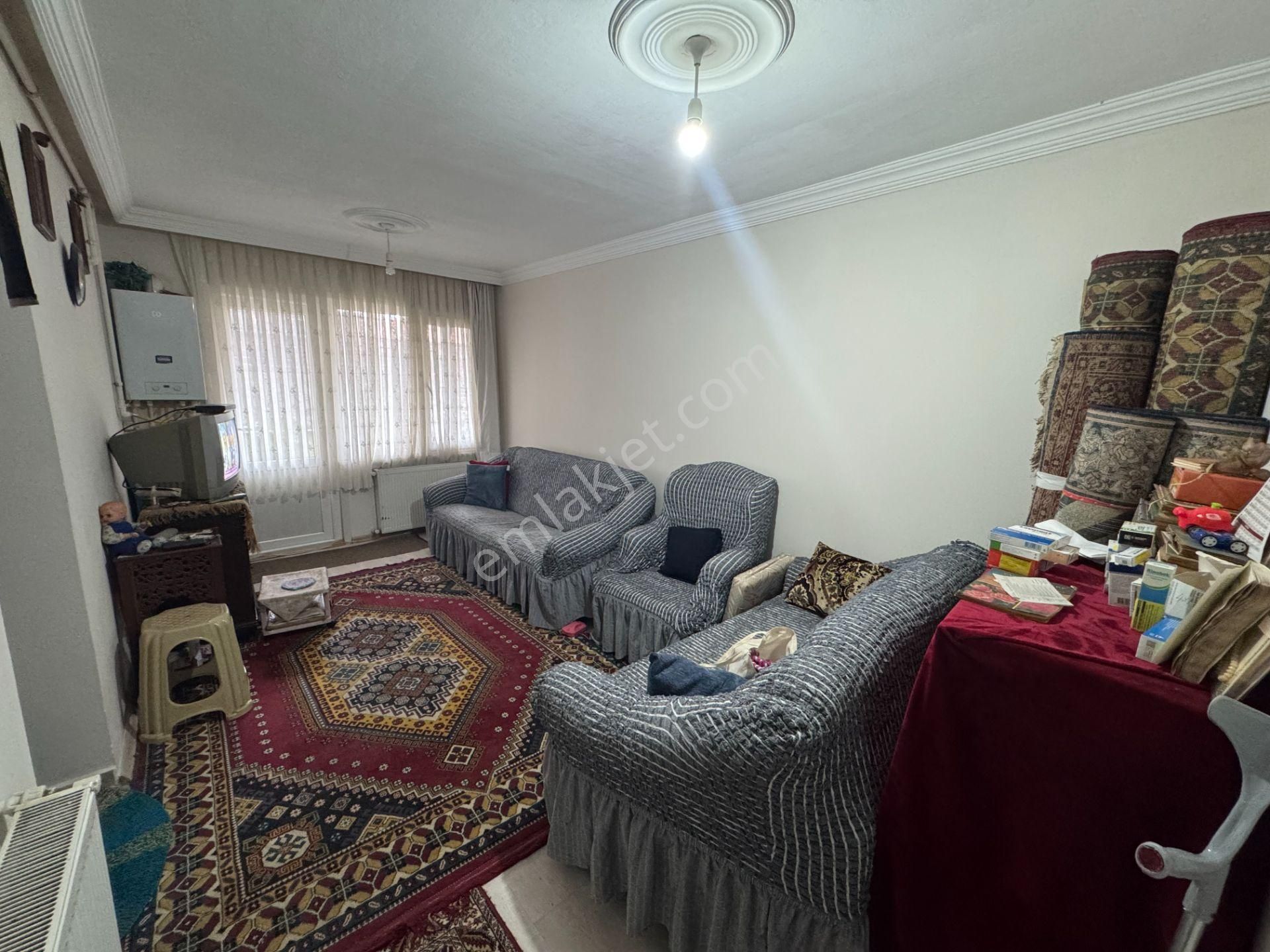 Turyap' Tan Fatih Kariye Camii' Ne Komşu Giriş Kat Satılık Daire - Görsel 2