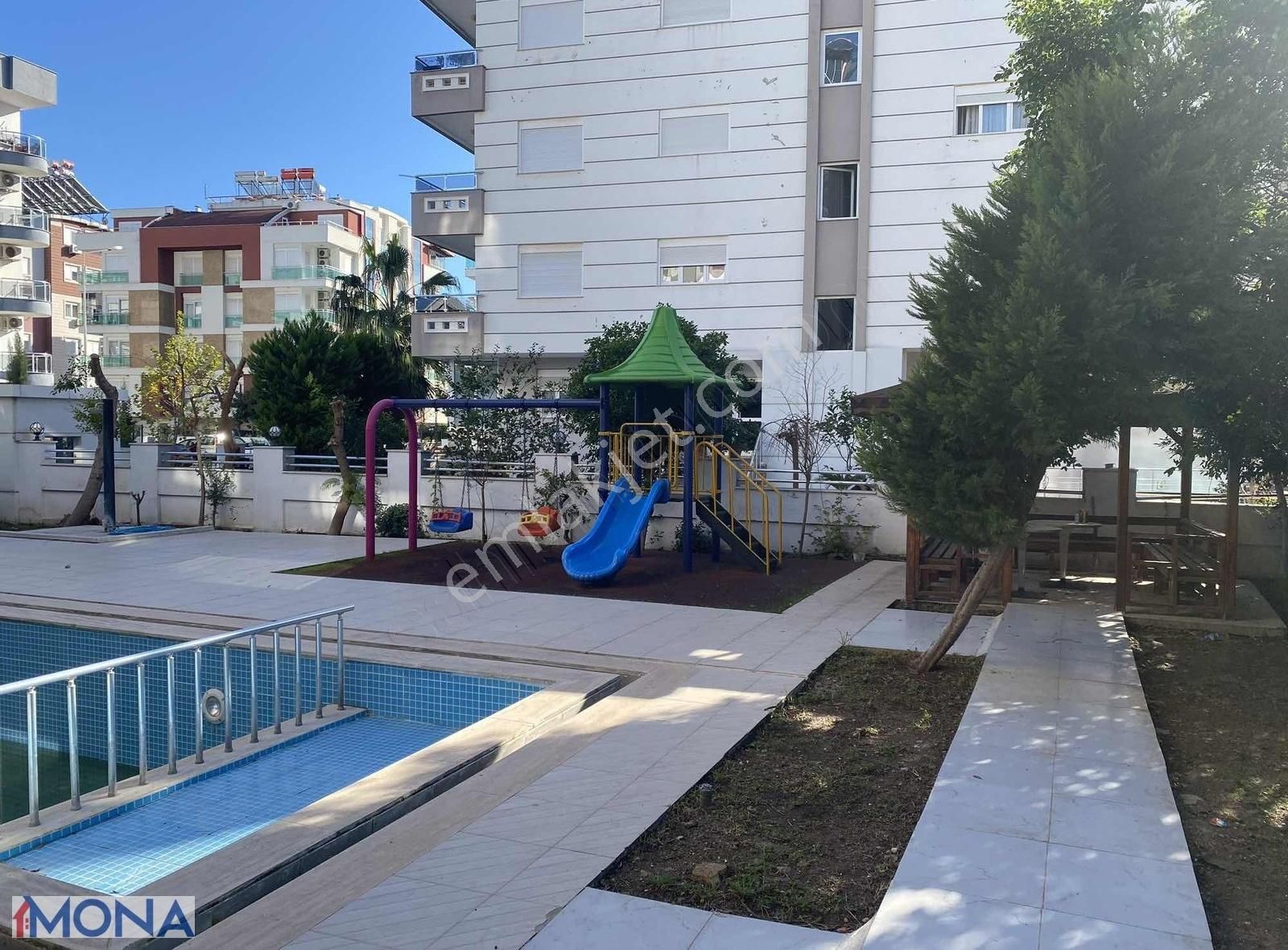 Hurma'da Havuzlu Sitede Boş 2+1 - Görsel 14