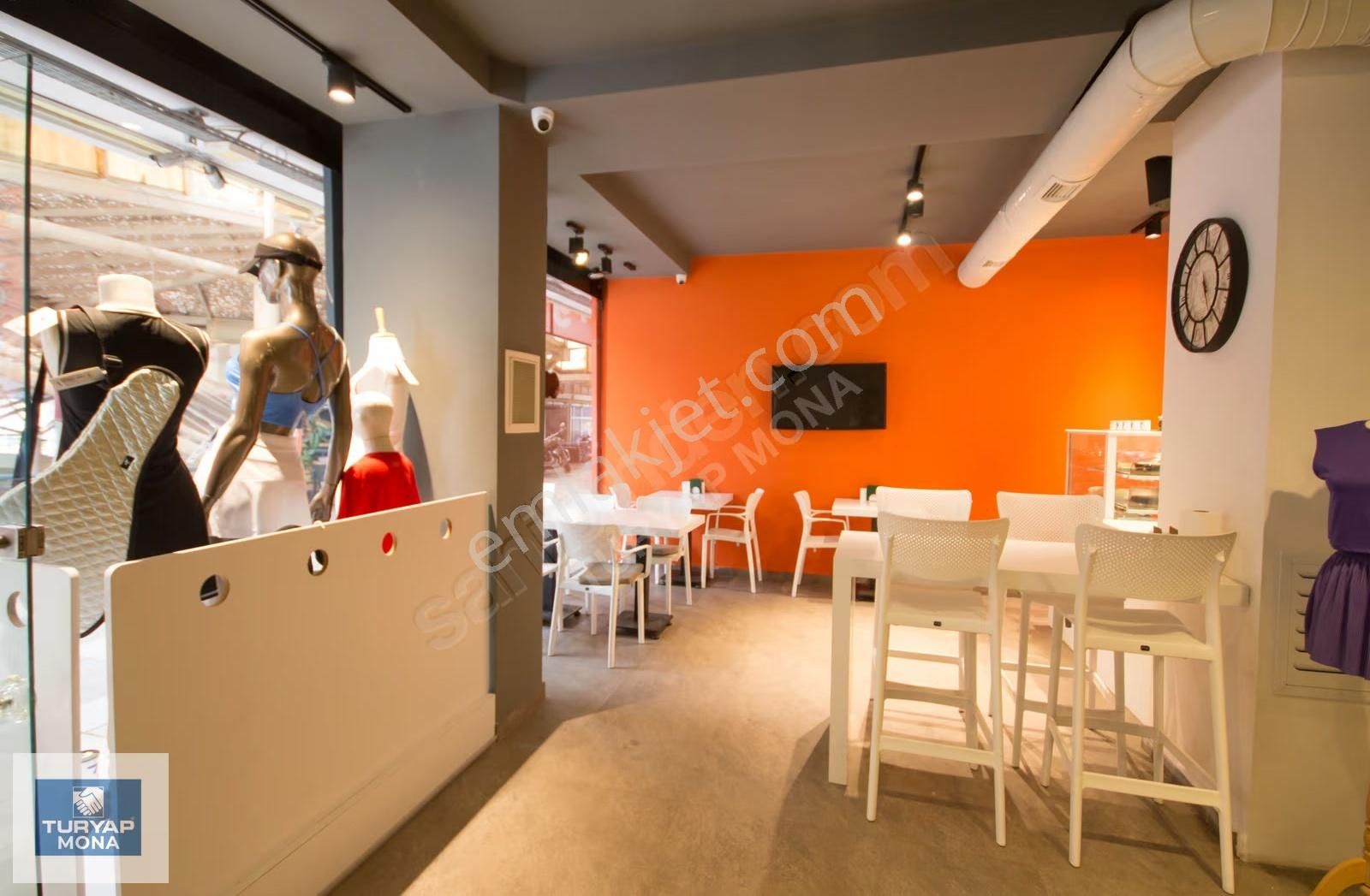 Antalya Larada Metropol Çarşısında 240m2 Satılık Dükkan - Görsel 7