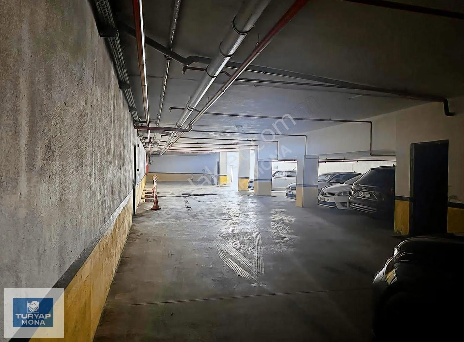 Zirvepark 1+1 Kapalı Otopark Havuz Arakat - Görsel 9