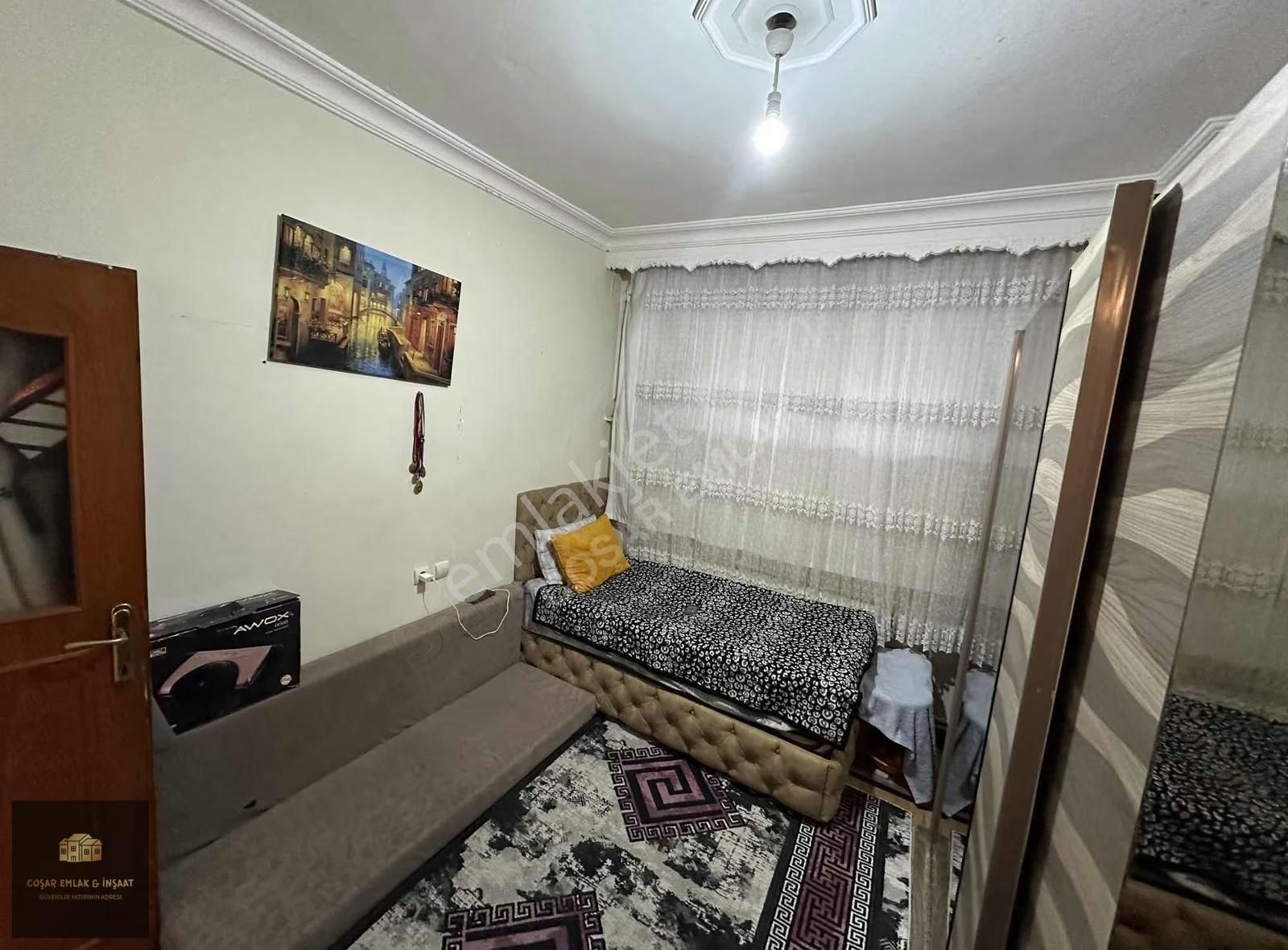 M.akif'te Satılık 2+1-20m Hisseli Kiracılı-bahçe Katı - Görsel 2