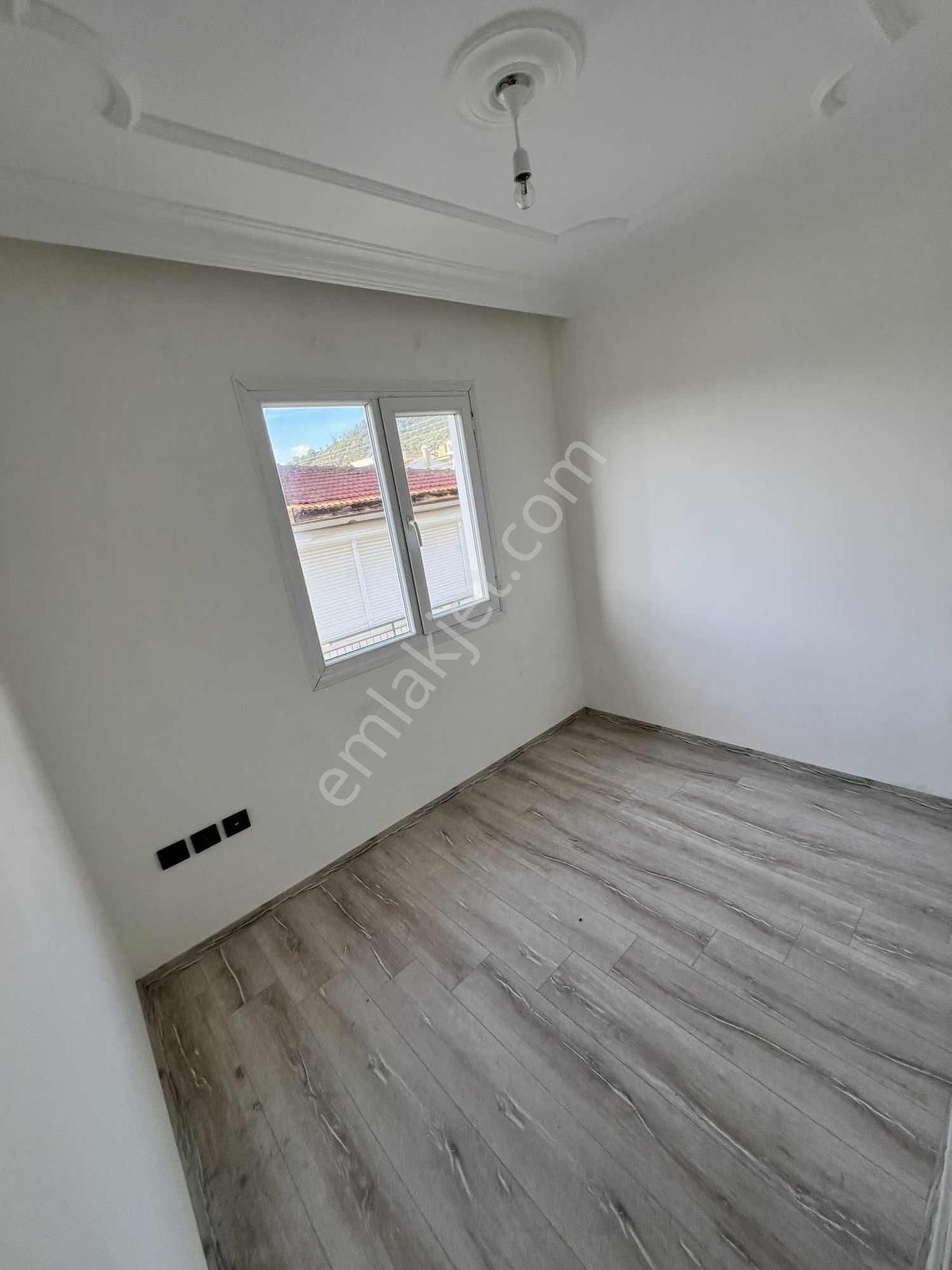 Özdere Çukuraltında Merkezi Konumda Acil Satılık 2+1 Daire - Görsel 2