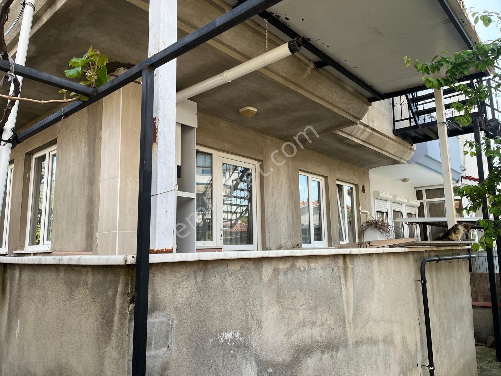 Burhaniye Öğretmenler De Denize Yakın Satılık Tripleks Villa - Görsel 5