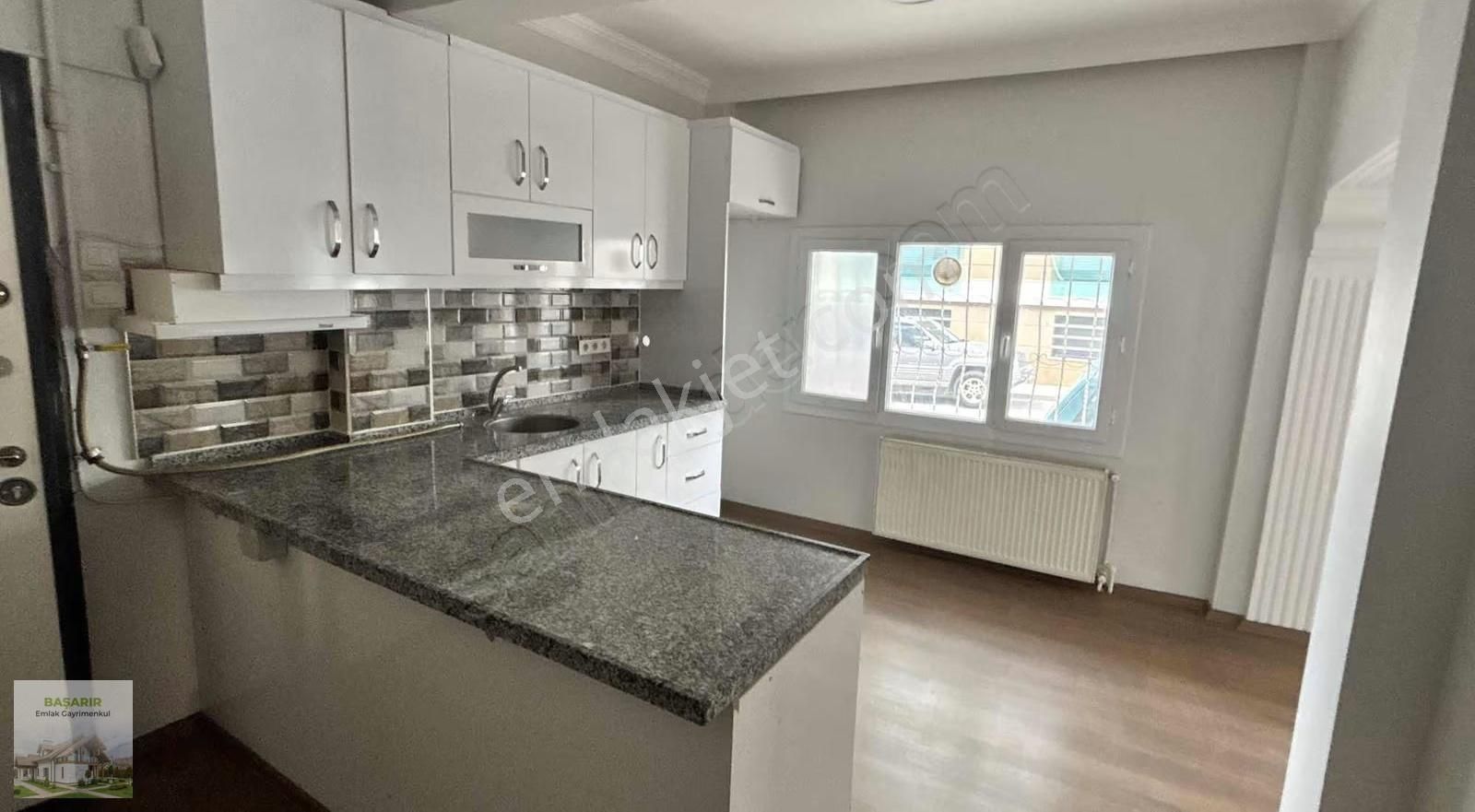 Üçyol Meydanda İçi Yapılı Doğalgazlı Köşe Metronun Dibinde - Görsel 11