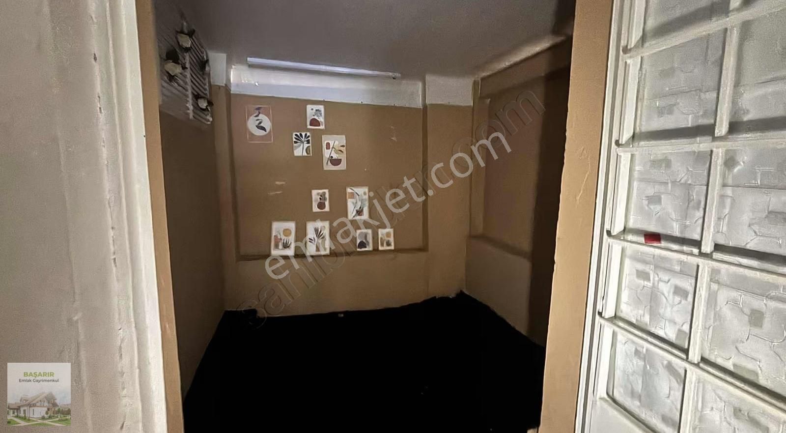 Üçyolda Caddeye 20 M Mesafede Vc +mutfaklı Dükkan - Görsel 5