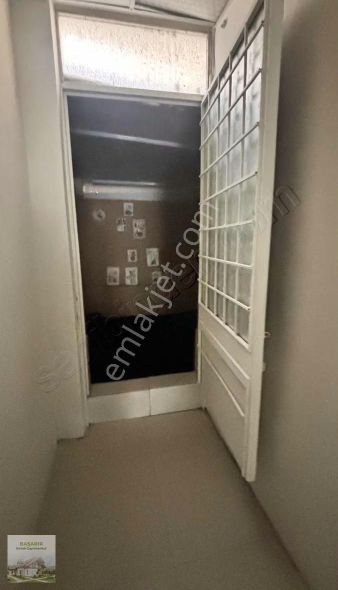 Üçyolda Caddeye 20 M Mesafede Vc +mutfaklı Dükkan - Görsel 7