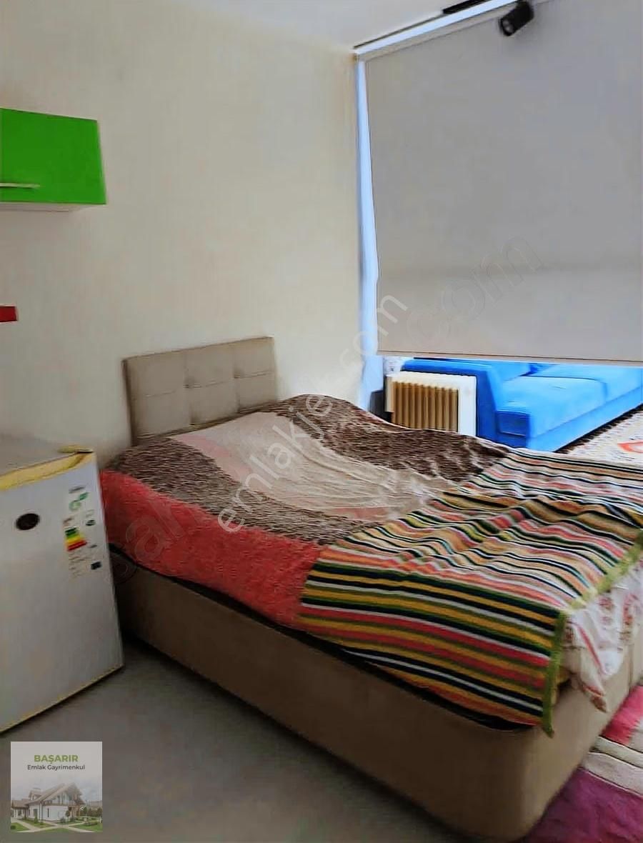 Eşyalı 1+1 Güzelyalının En Güze Sokağında Parkın Dibi Kiralık - Görsel 23