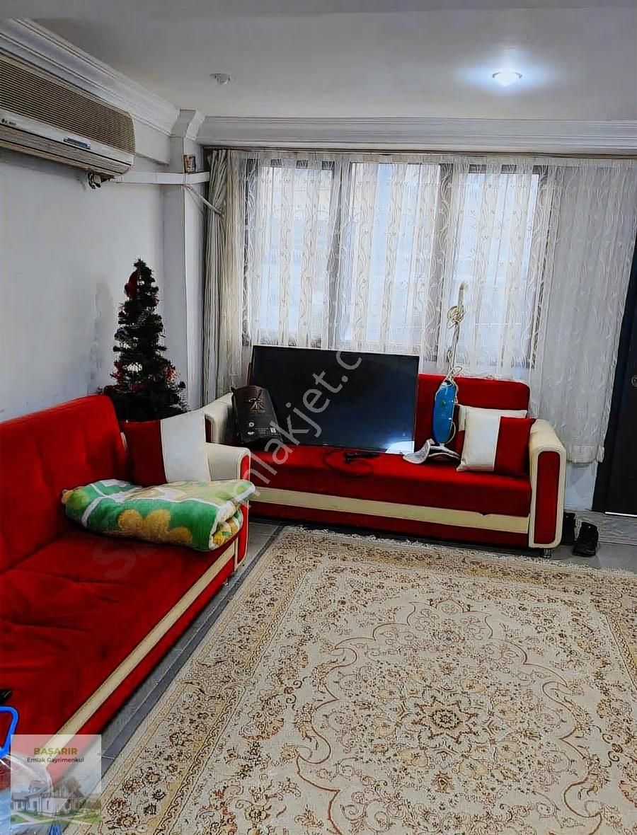 Eşyalı 1+1 Güzelyalının En Güze Sokağında Parkın Dibi Kiralık - Görsel 12