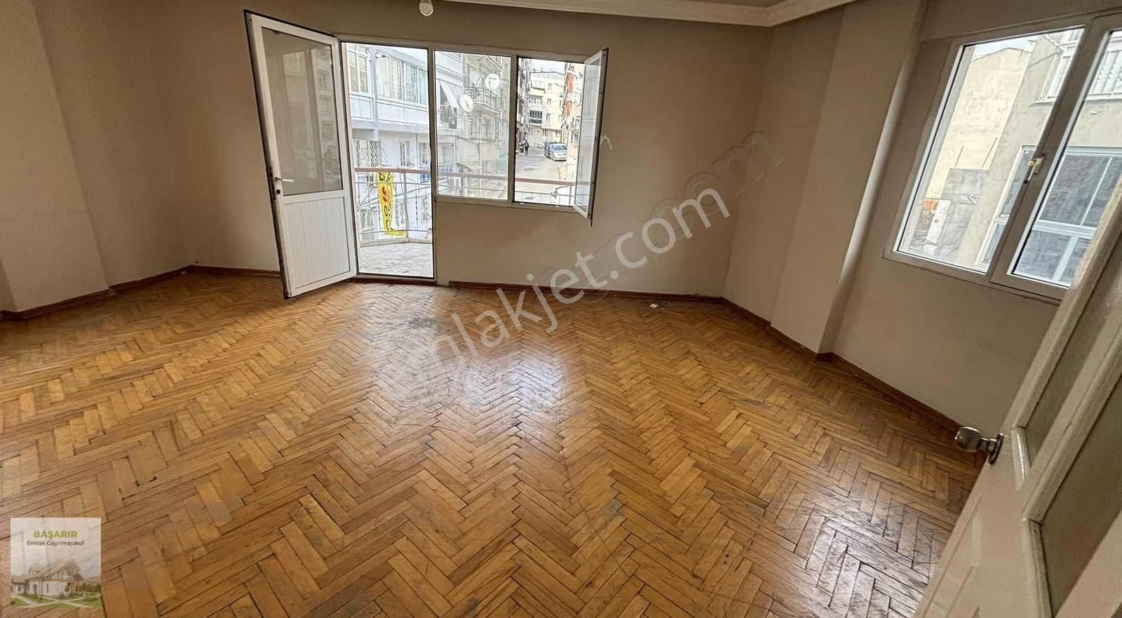 Osman Öksüz Park Yakını Ara Kat Çift Cepheli Doğalgazlı 3+1 - Görsel 4