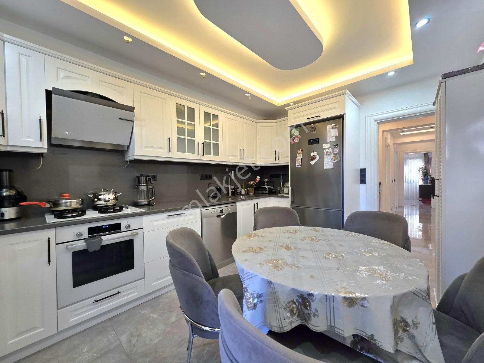 Fethiye Taşyaka'da Satılık 3+1 170m2 Bahçeli Geniş Daire - Görsel 4