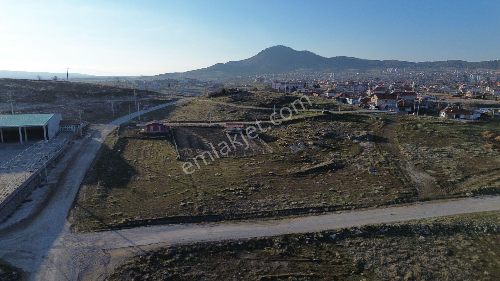 İstasyon Mahallesin’de 458 M² Köşe Parsel Arsamız Satılıktır. - Görsel 2