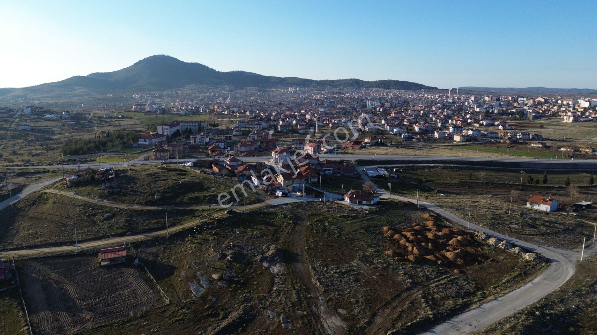 İstasyon Mahallesin’de 458 M² Köşe Parsel Arsamız Satılıktır.