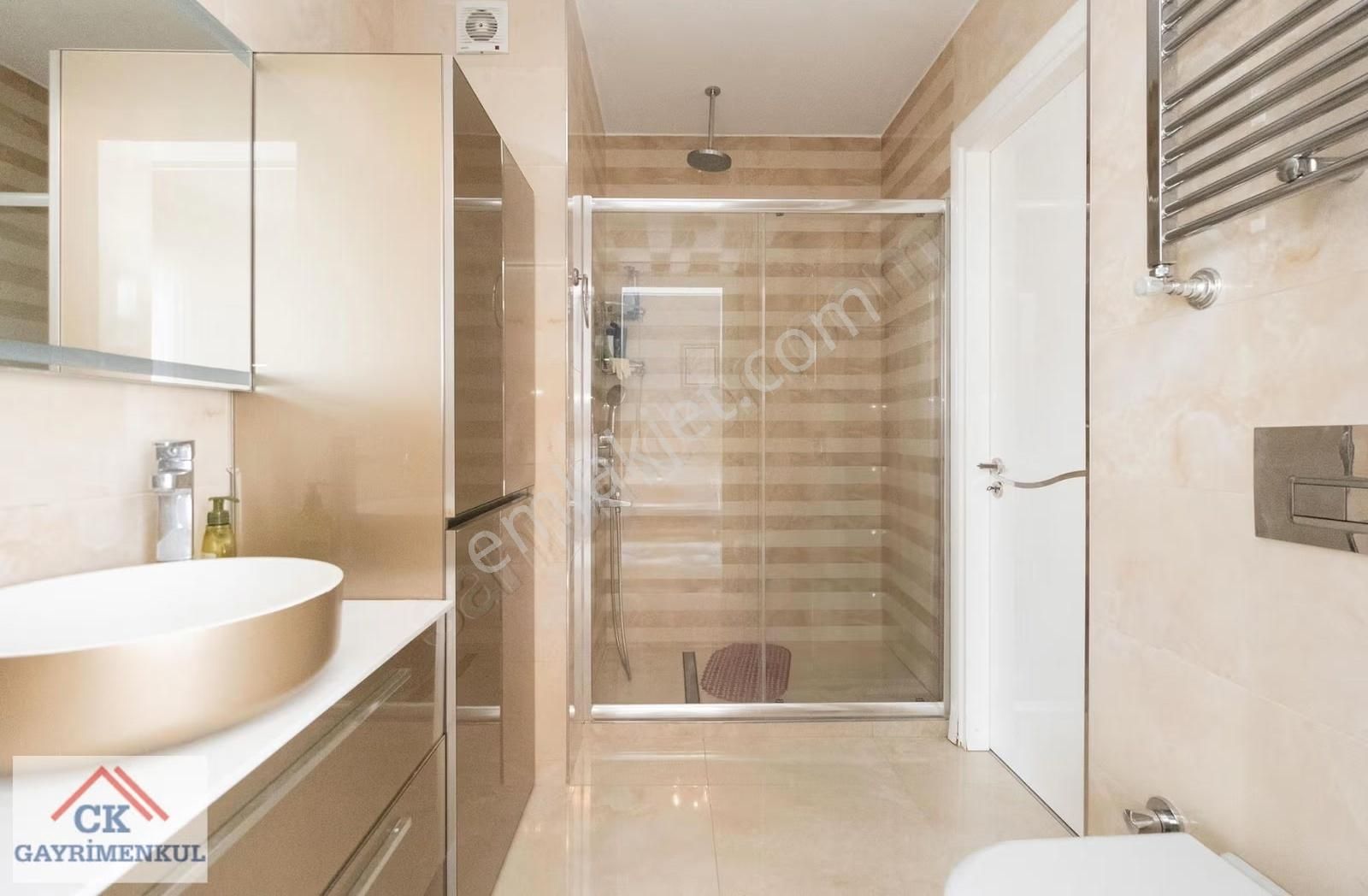 Ck'dan Erenköy Bağ Caddeye 2 Parelel De ' Kat Da Tek 285 M2 4+1 - Görsel 9