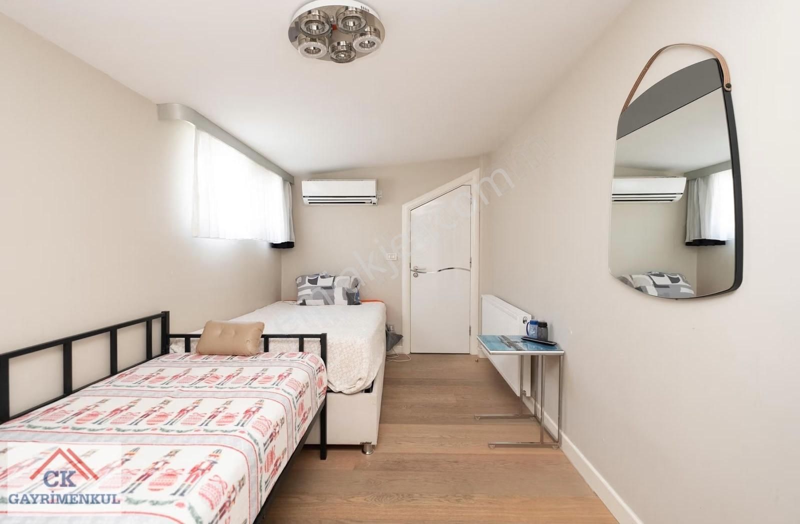 Ck'dan Erenköy Bağ Caddeye 2 Parelel De ' Kat Da Tek 285 M2 4+1 - Görsel 2