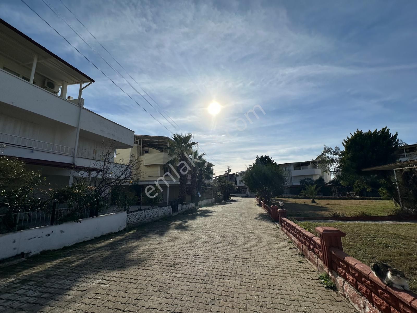 Didim Akbükte Satılık Denize Yakın Site İçinde 3+1 Bahçeli Villa - Görsel 6