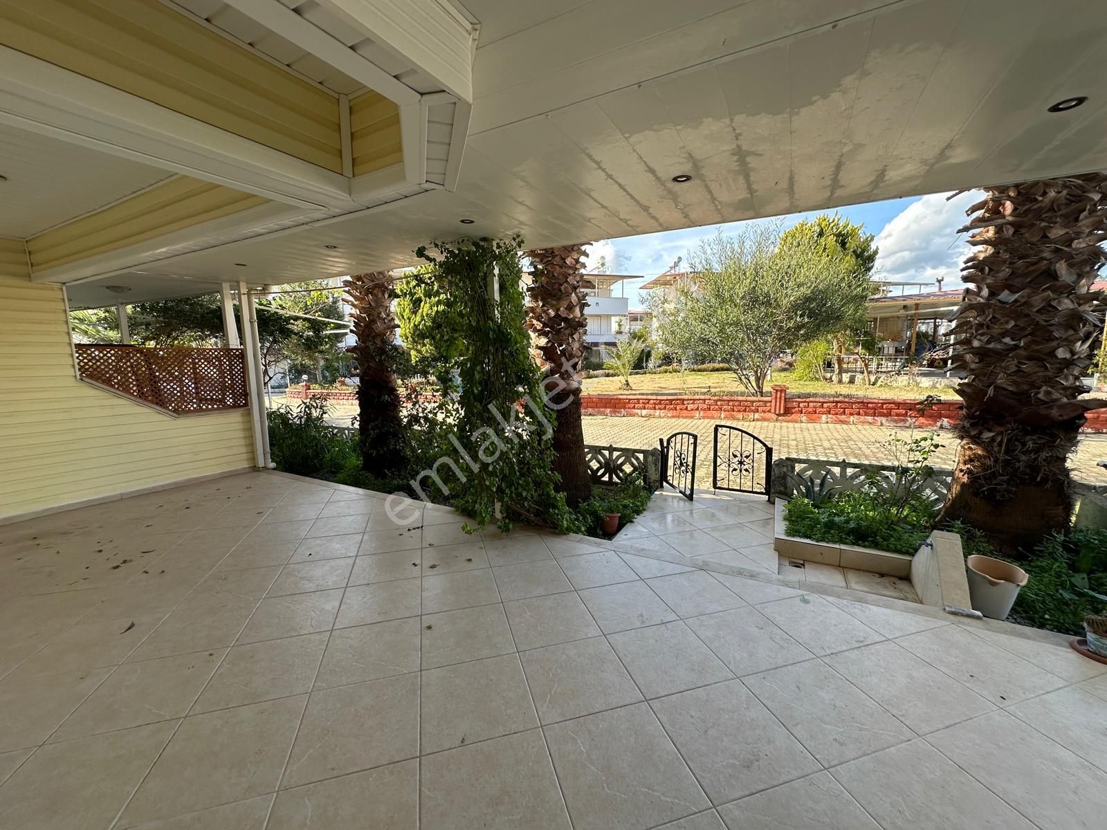 Didim Akbükte Satılık Denize Yakın Site İçinde 3+1 Bahçeli Villa - Görsel 32