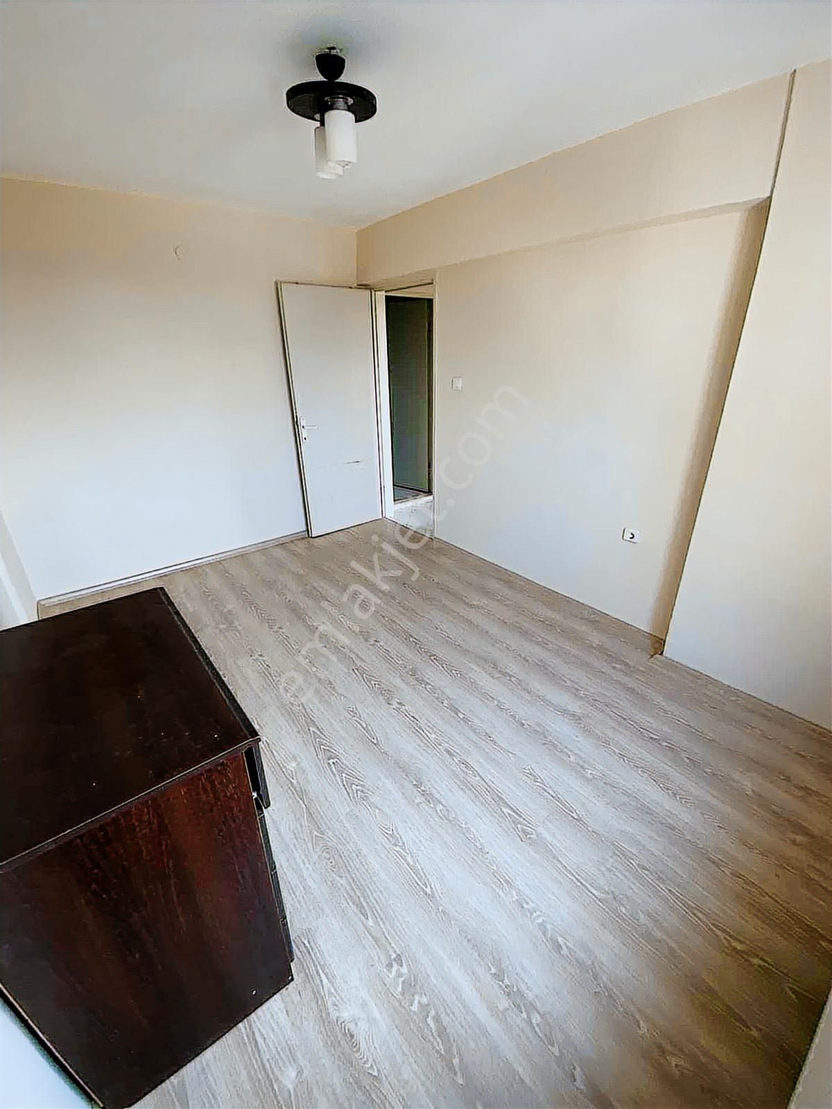 Bucada Site İçi Satılık 3+1 Arakat Asansörlü Merkezi Konumda Ev - Görsel 34