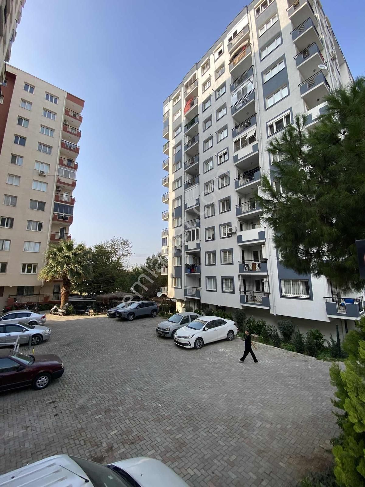 Bucada Site İçi Satılık 3+1 Arakat Asansörlü Merkezi Konumda Ev - Görsel 5