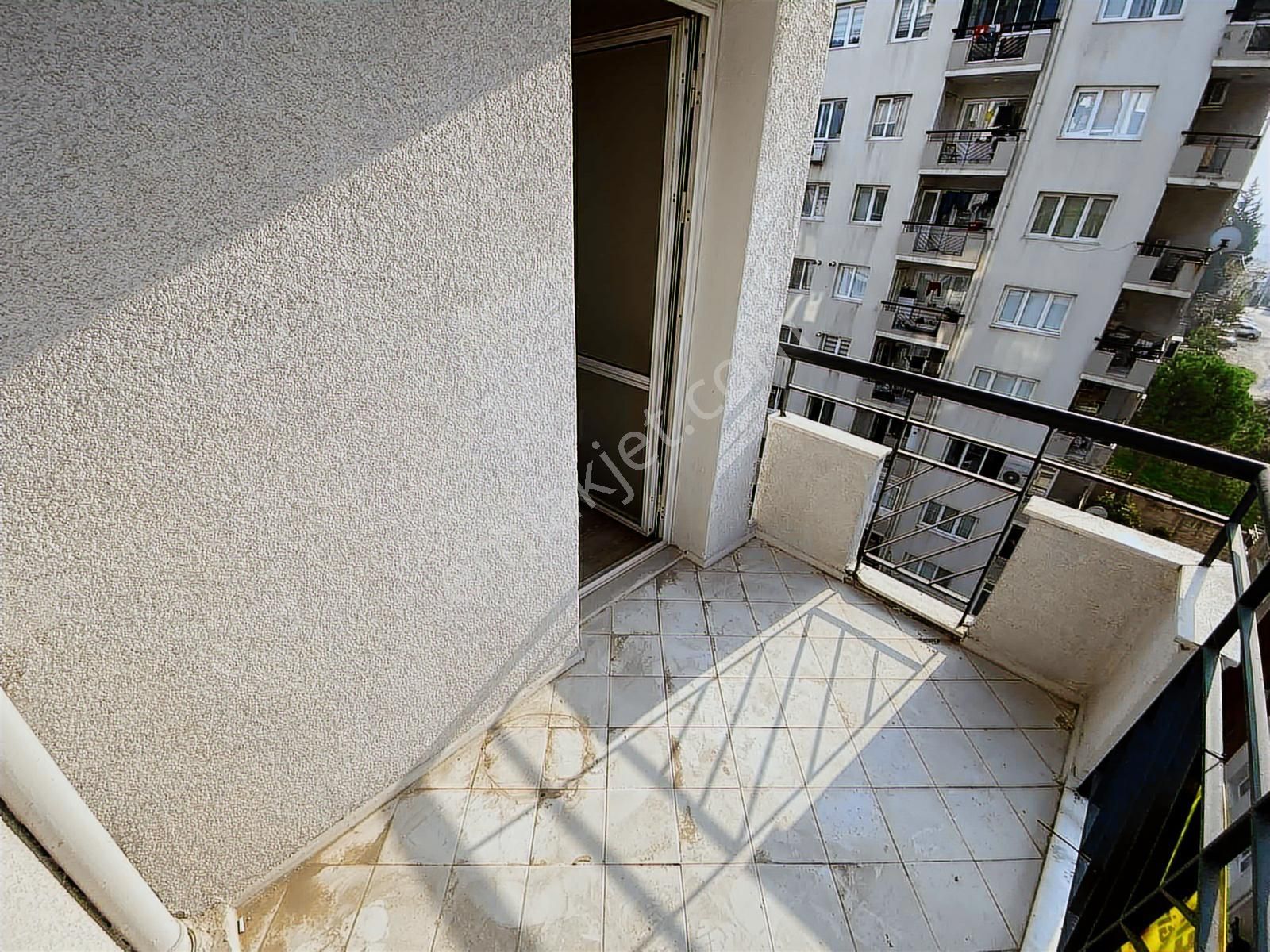 Bucada Site İçi Satılık 3+1 Arakat Asansörlü Merkezi Konumda Ev - Görsel 27