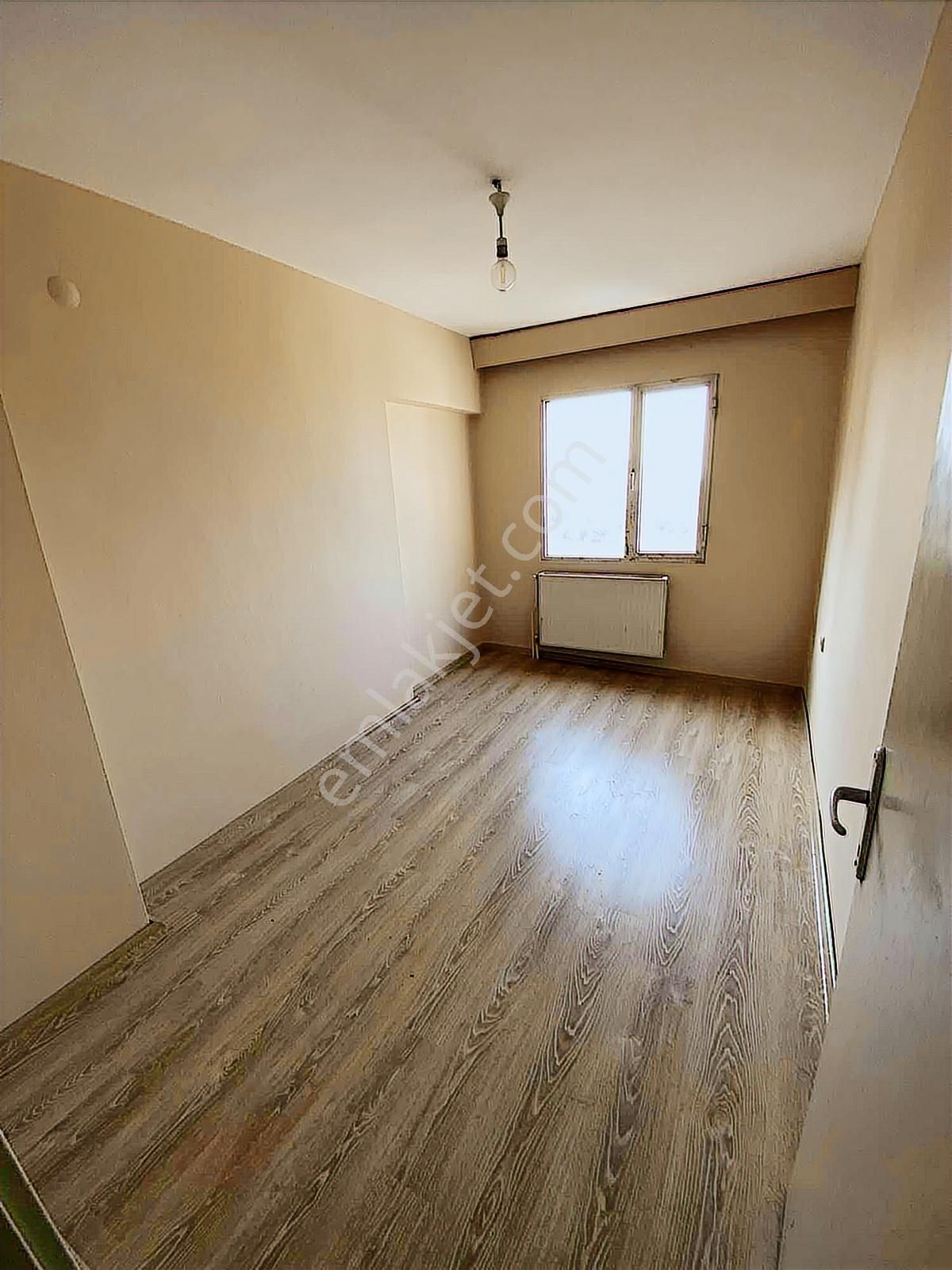 Bucada Site İçi Satılık 3+1 Arakat Asansörlü Merkezi Konumda Ev - Görsel 10