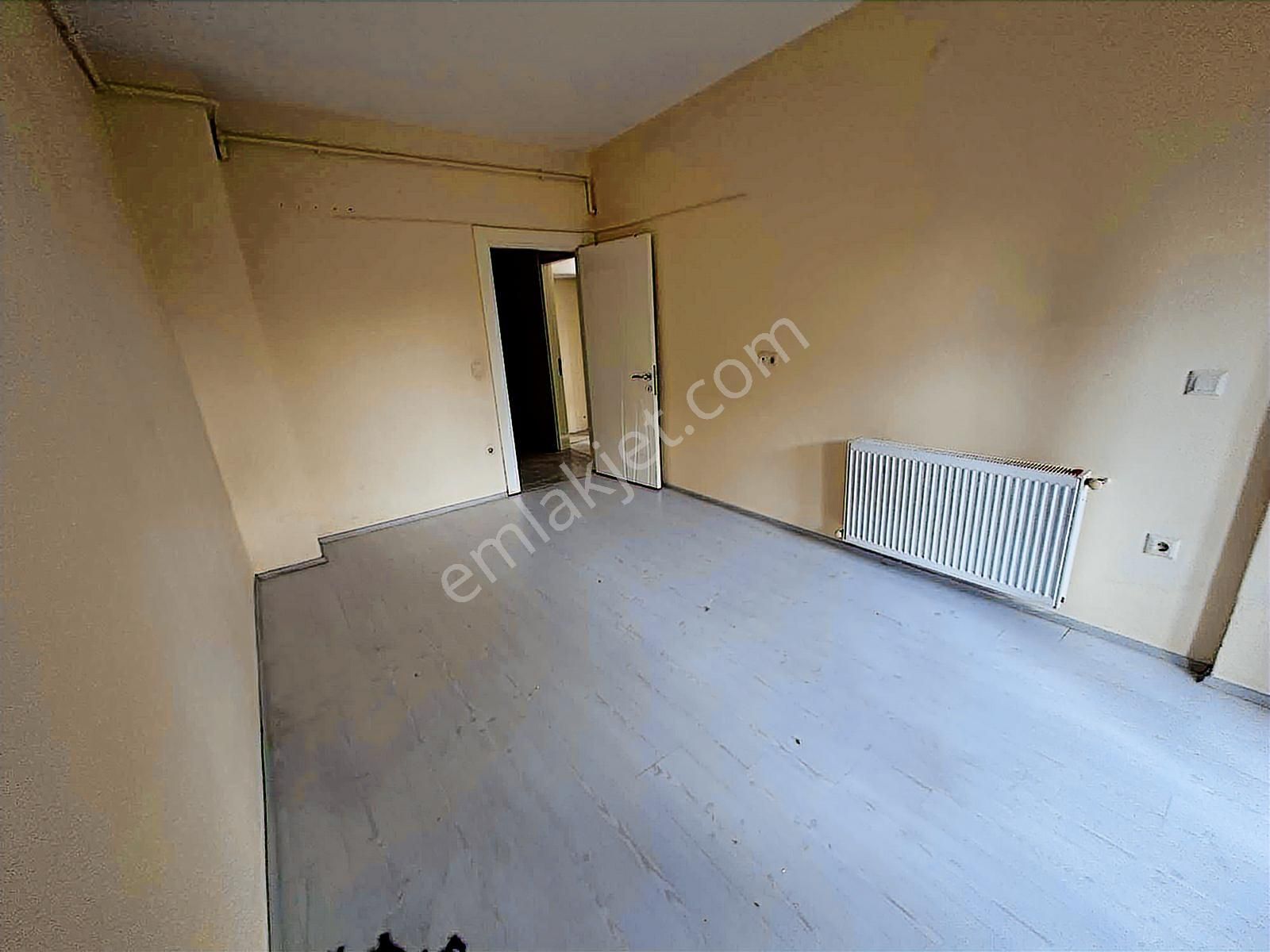 Ertuğrul'da Koç Ortaokulu Yanı Satılık 2+1 Bahçe Katı Daire - Görsel 27