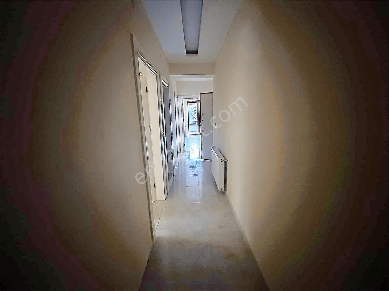 Ertuğrul'da Koç Ortaokulu Yanı Satılık 2+1 Bahçe Katı Daire - Görsel 7