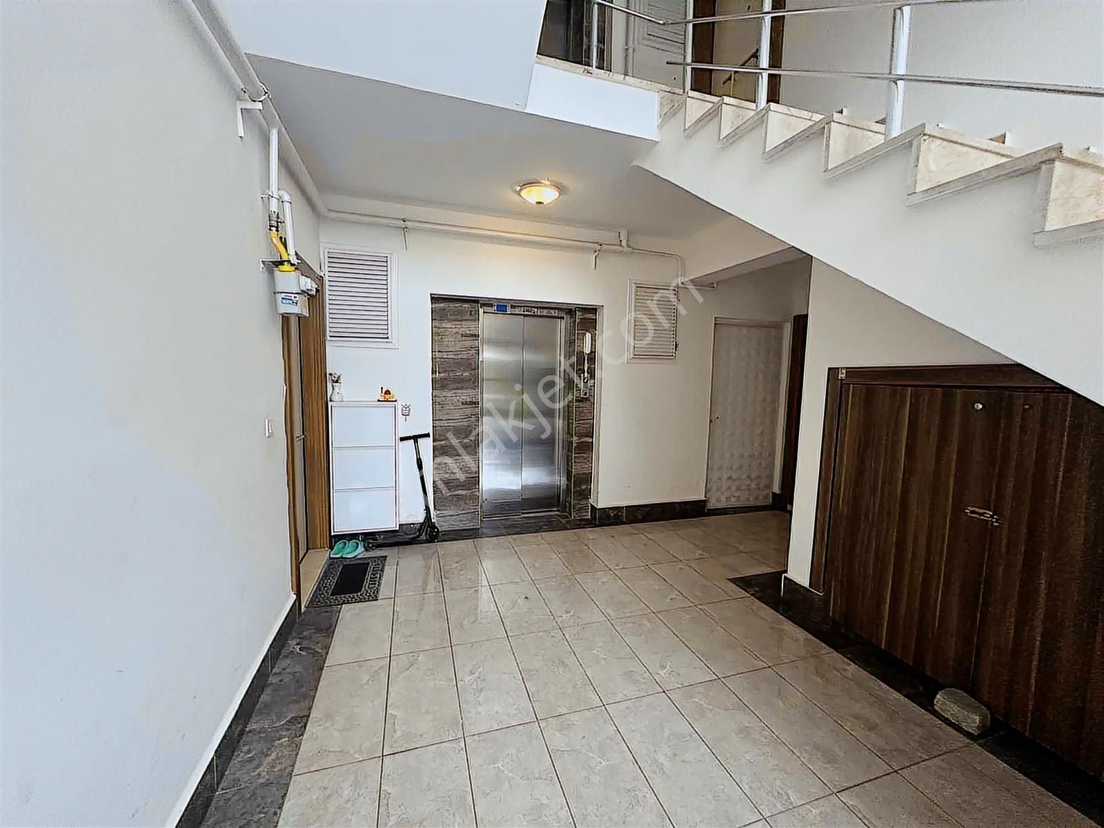 Ertuğrul'da Koç Ortaokulu Yanı Satılık 2+1 Bahçe Katı Daire - Görsel 22