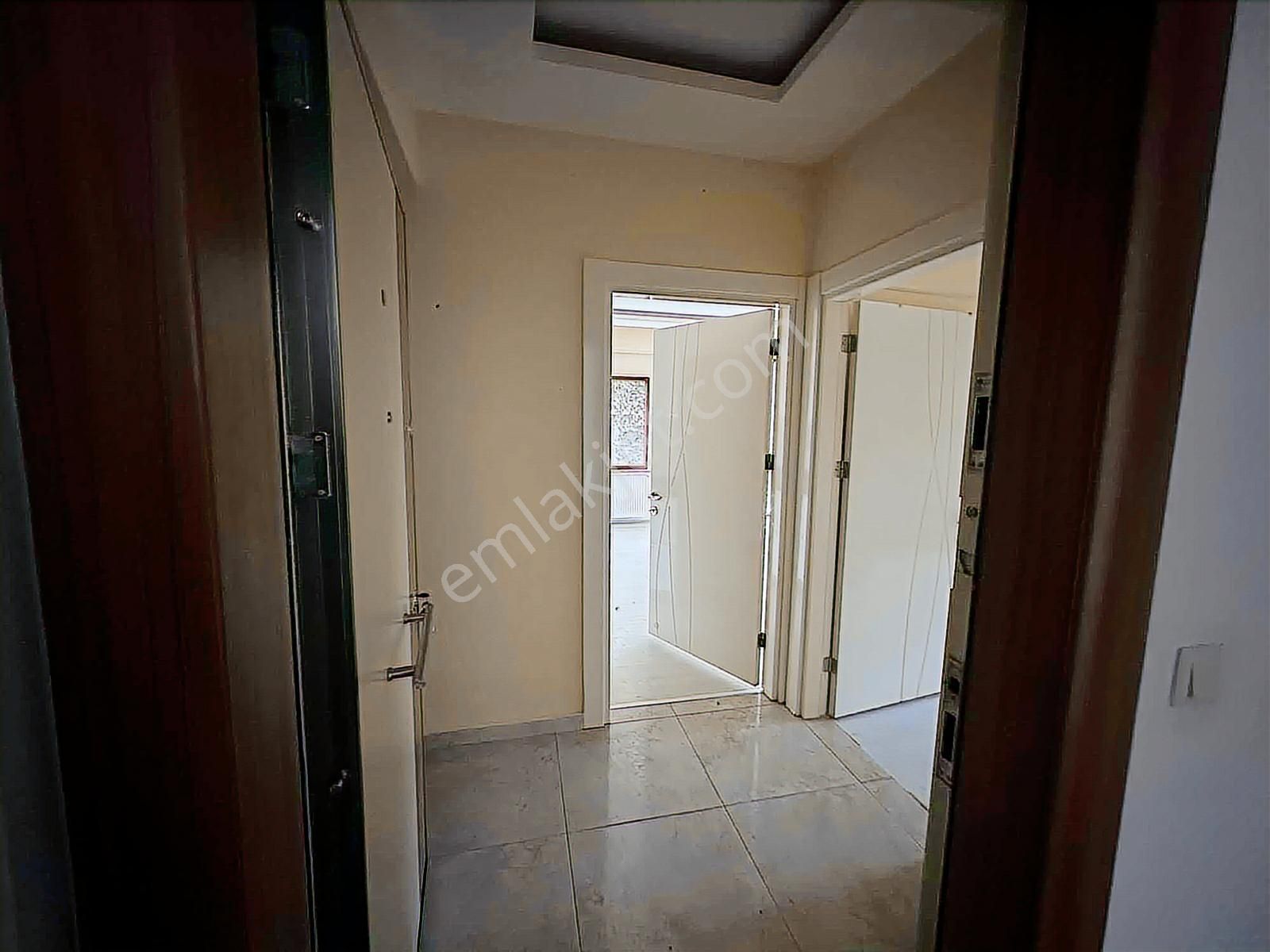 Ertuğrul'da Koç Ortaokulu Yanı Satılık 2+1 Bahçe Katı Daire - Görsel 24