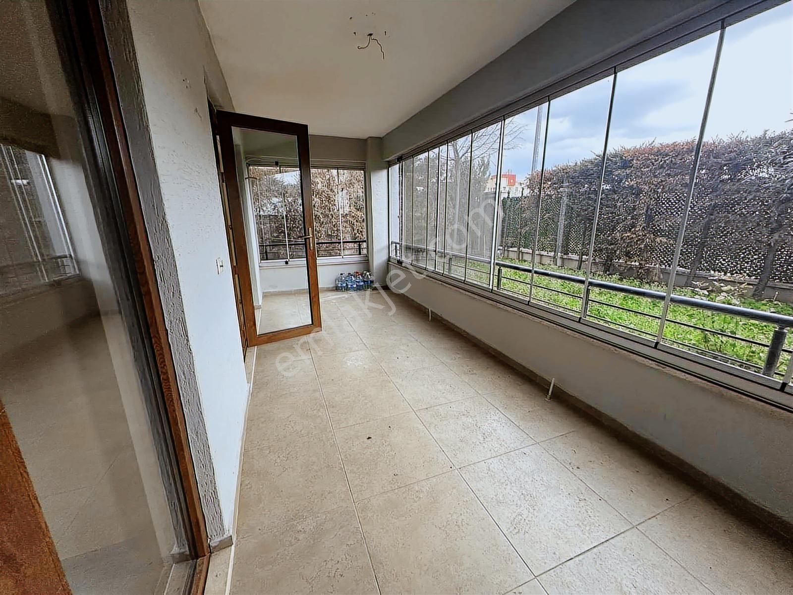 Ertuğrul'da Koç Ortaokulu Yanı Satılık 2+1 Bahçe Katı Daire - Görsel 15