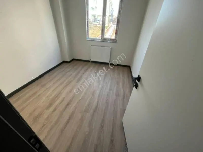Çorum Cengiz Yapı-ismail Kakaç Okulu Civarı Yüksek Giriş 2+1 Daire