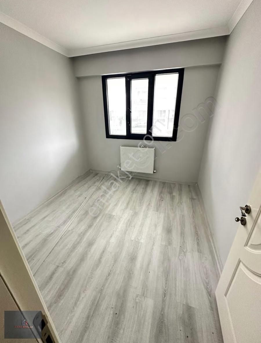 Zeki Emlak'tan Muradiye Mh. Site İçinde Satılık 2+1 Daire - Görsel 12
