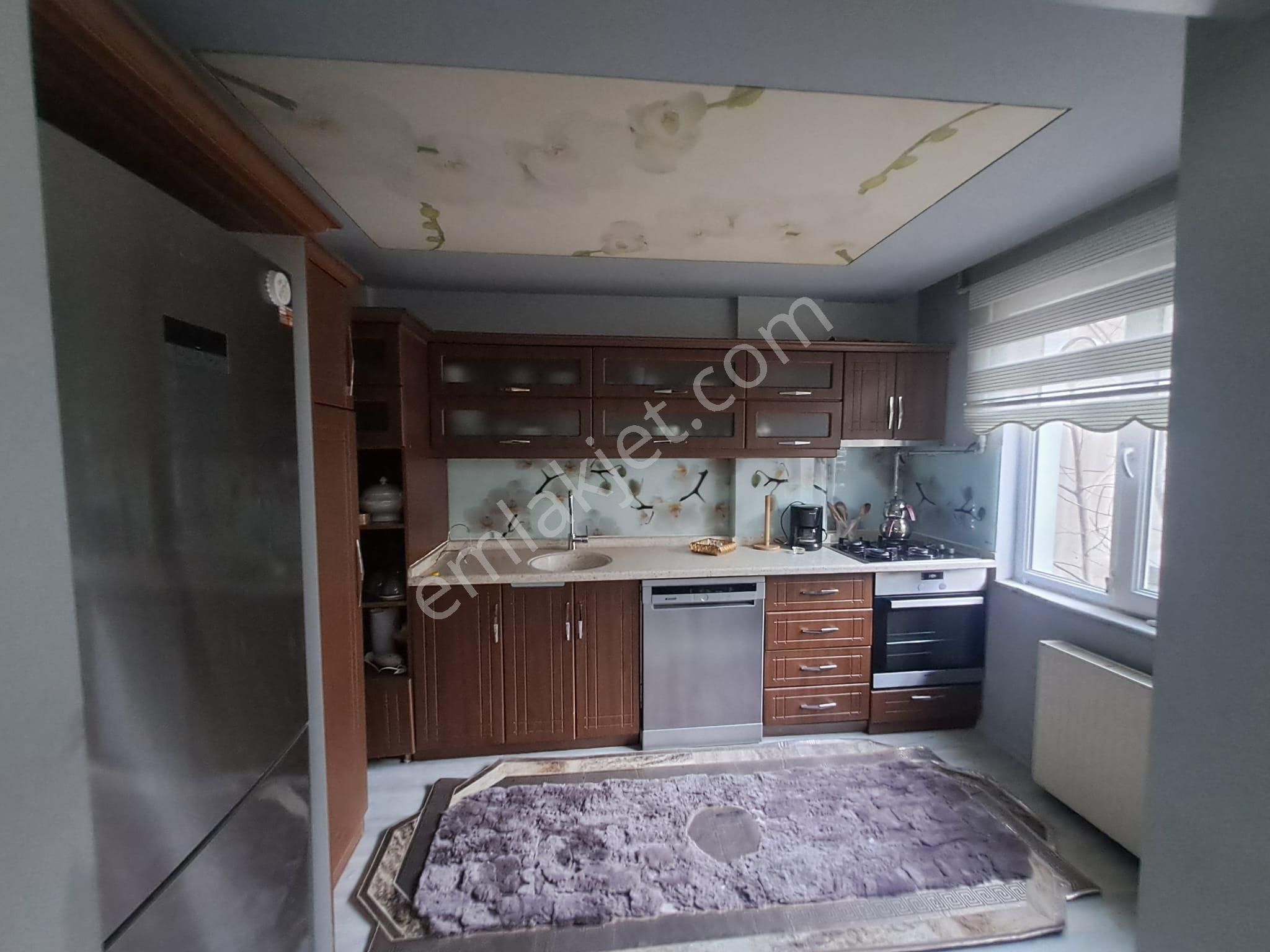 Re/max Advantage'den Yunuselinde Eşyalı 3+1 Kiralık Daire - Görsel 14