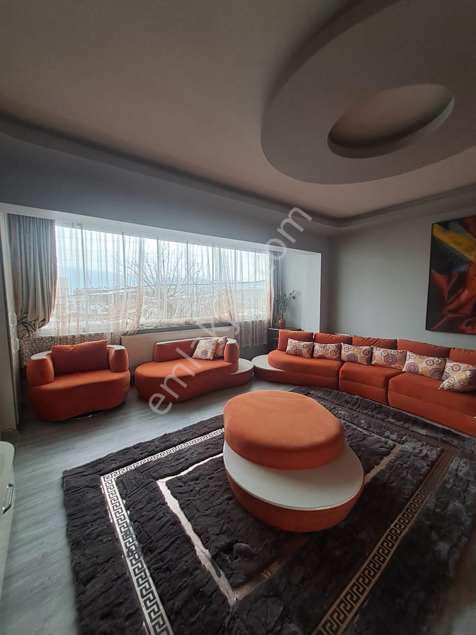 Re/max Advantage'den Yunuselinde Eşyalı 3+1 Kiralık Daire - Görsel 4