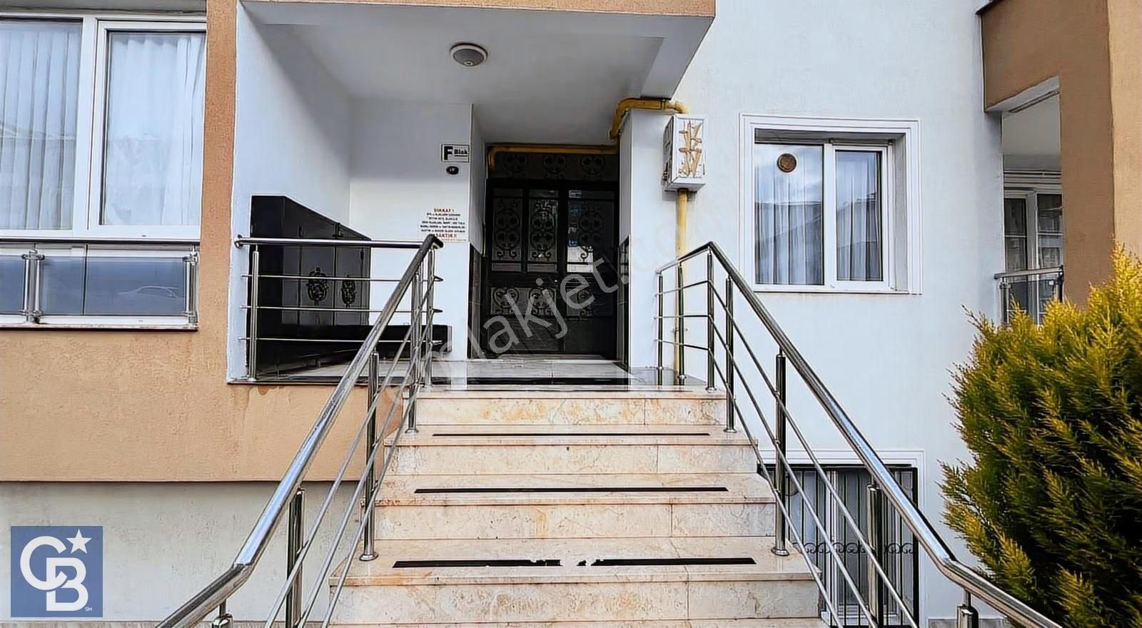 Aliağa Siteler Mahallesi'nde Eşyalı Kiralık 3+1 Daire - Görsel 10