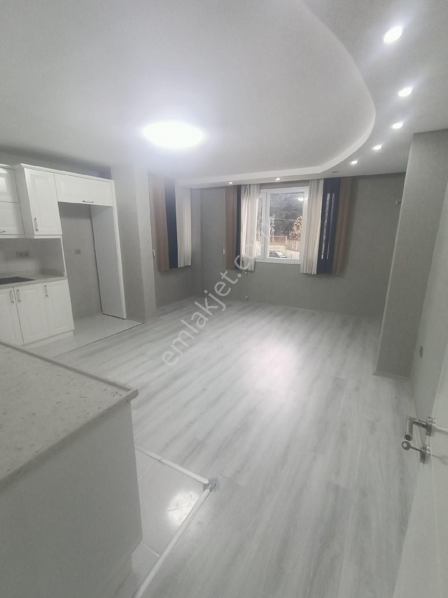 Kurttepe Ruh Sağlığı Civarı 2+1 A.mutfak Kiralık Daire - Görsel 4